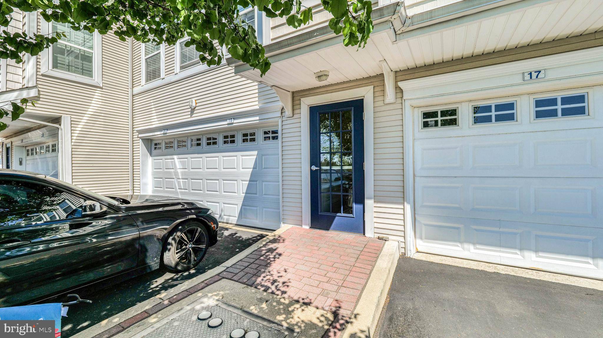 Somers Point, NJ 08244,17 BAYSIDE DR