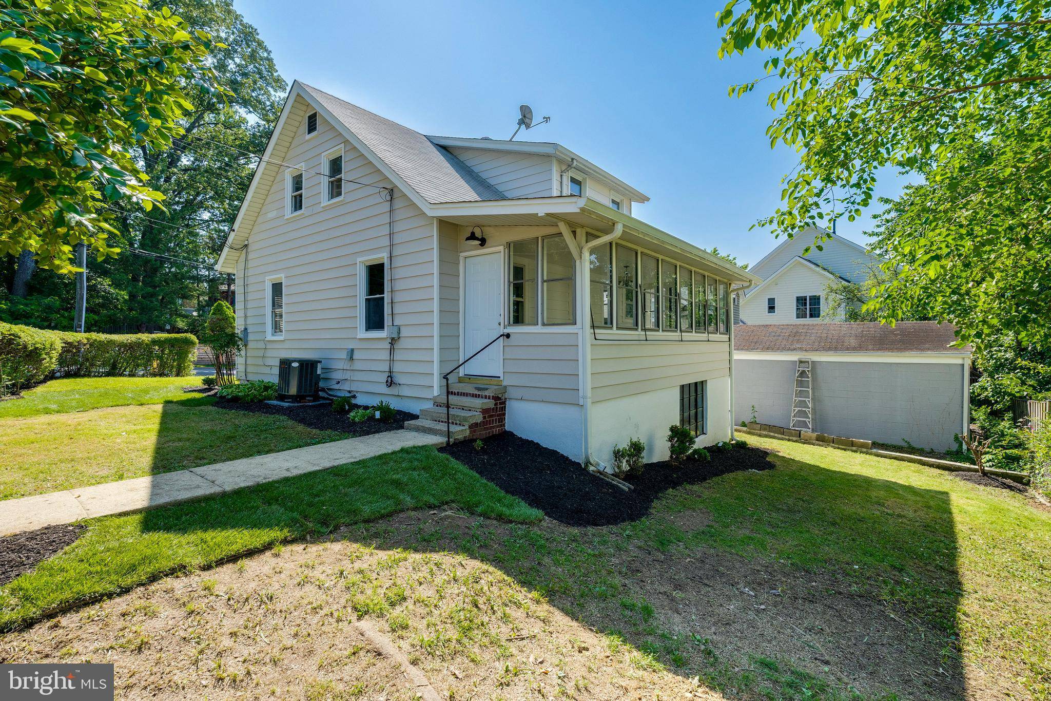 Arlington, VA 22205,1028 N FREDERICK ST