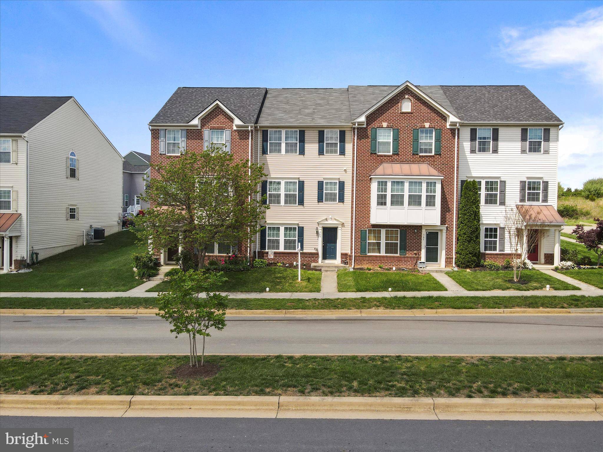 Charles Town, WV 25414,563 LORD FAIRFAX ST