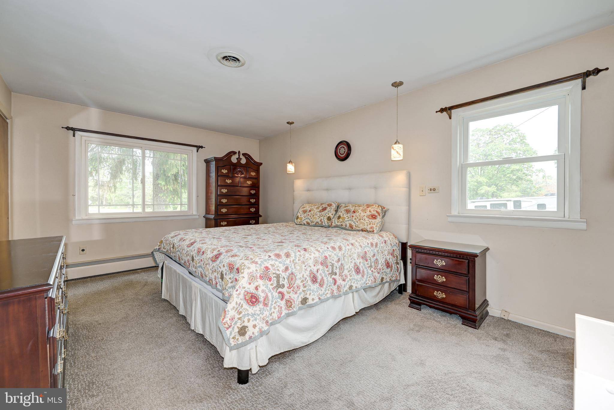 Lumberton, NJ 08048,32 BRIDGE RD