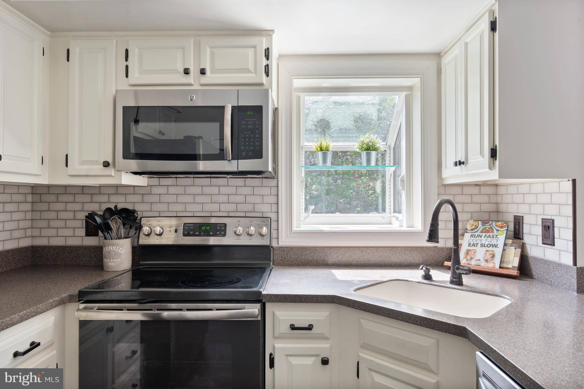 Woodbridge, VA 22193,5433 LOMAX WAY