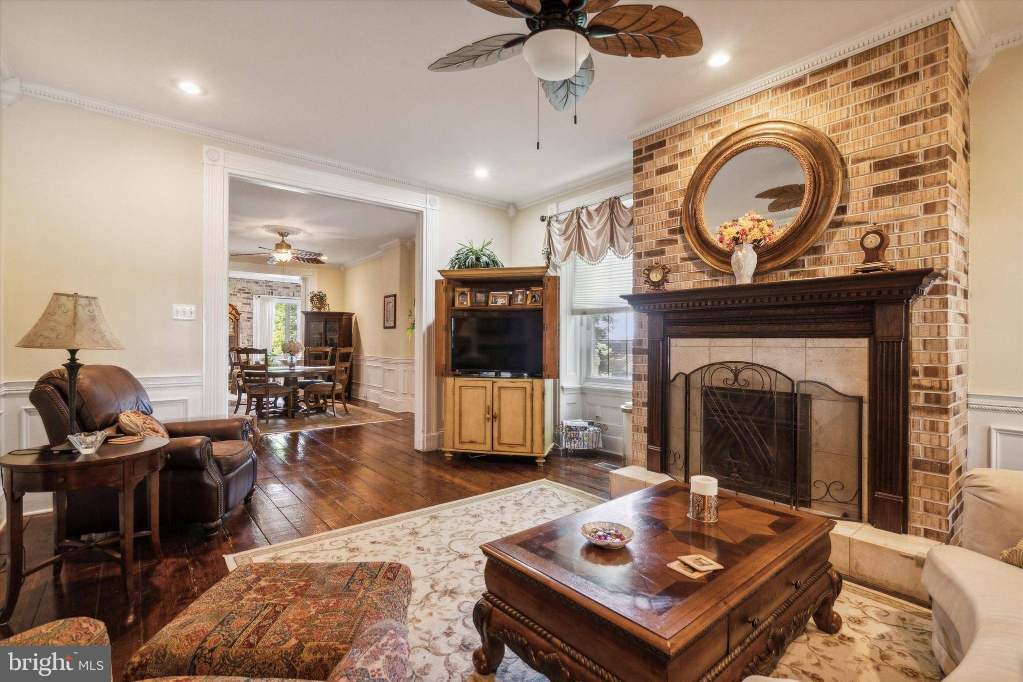 Philadelphia, PA 19128,375 GREEN LN