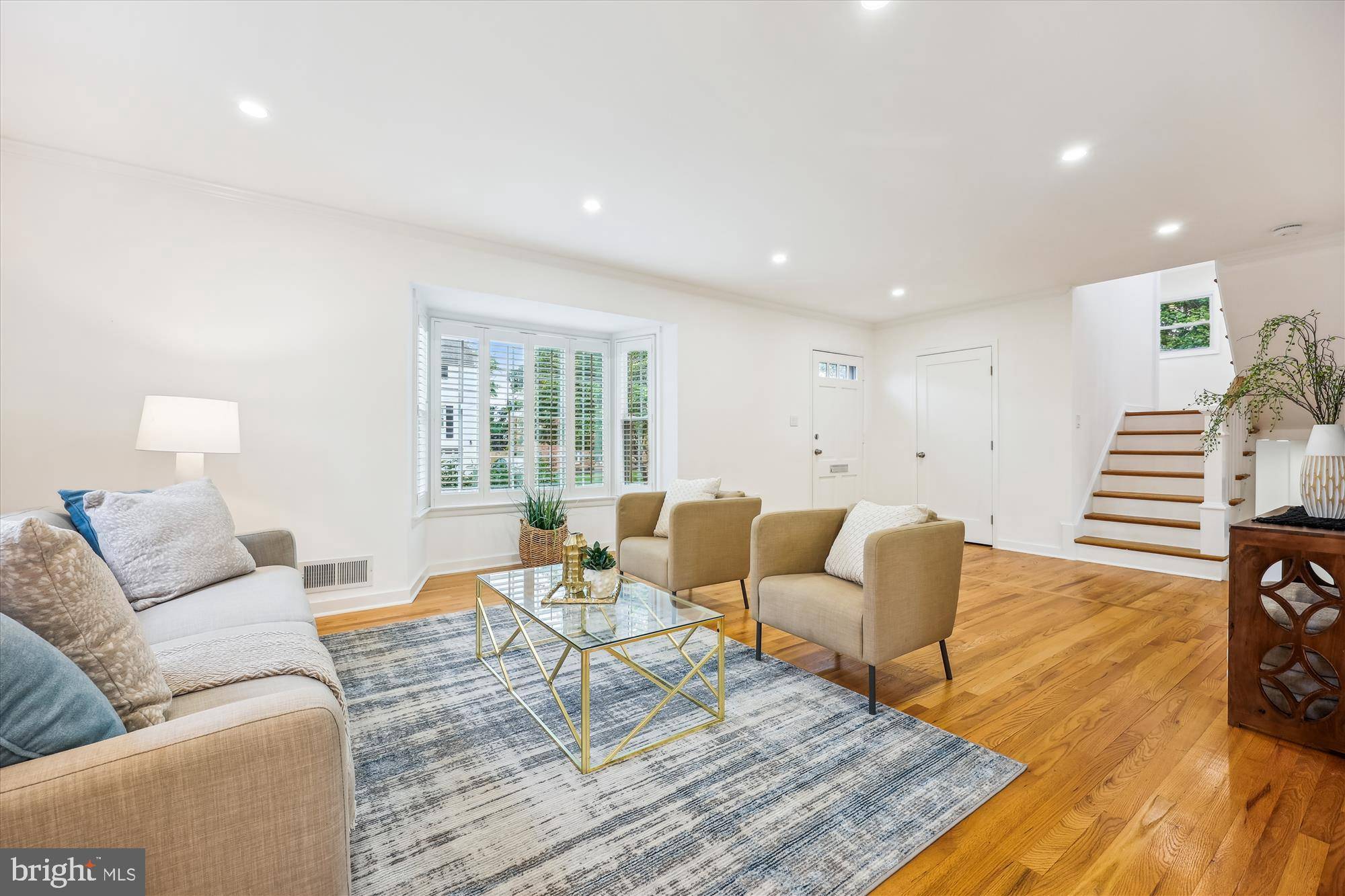 Bethesda, MD 20817,9915 JULLIARD DR
