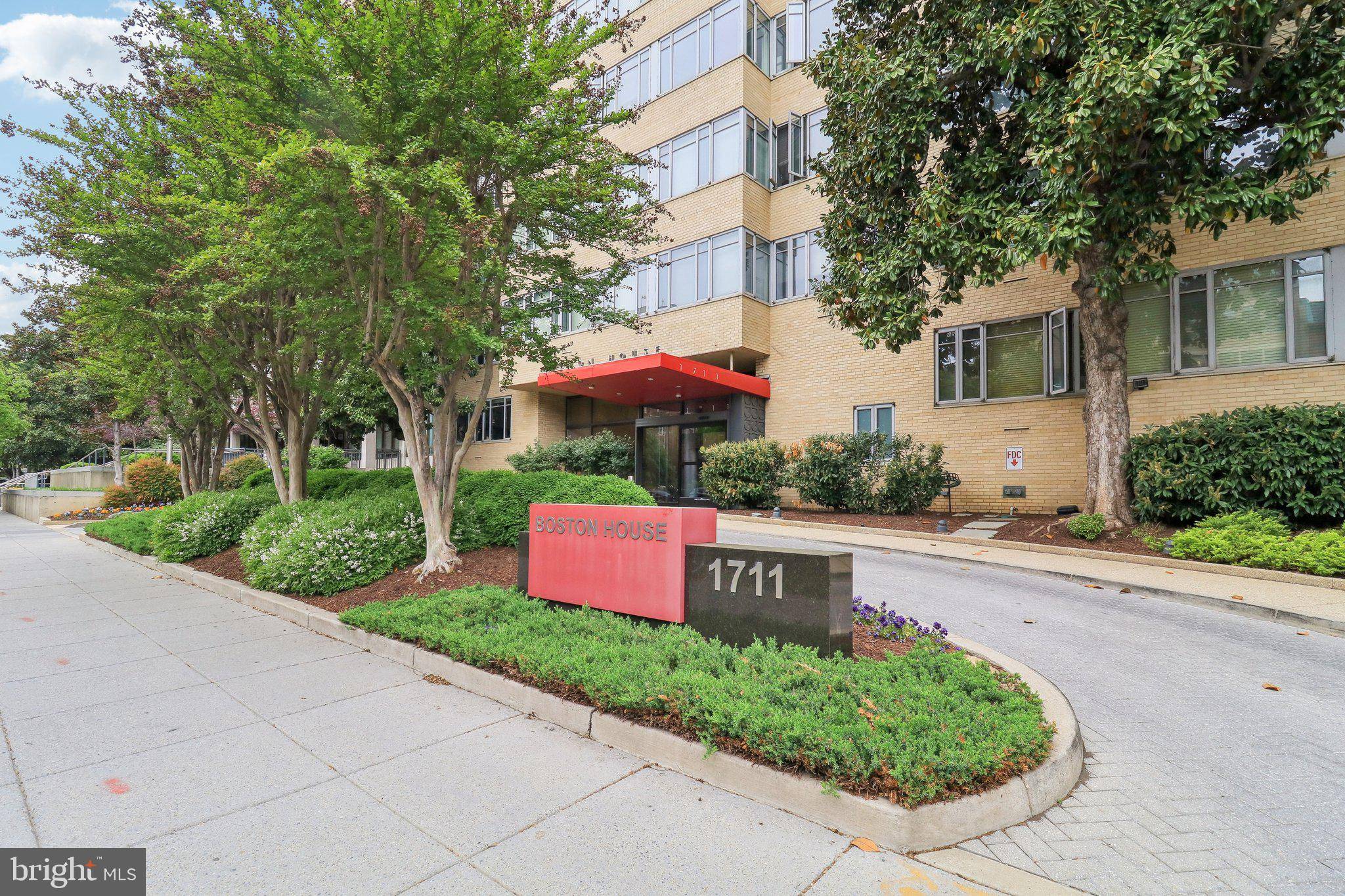 Washington, DC 20036,1711 MASSACHUSETTS AVE NW #433