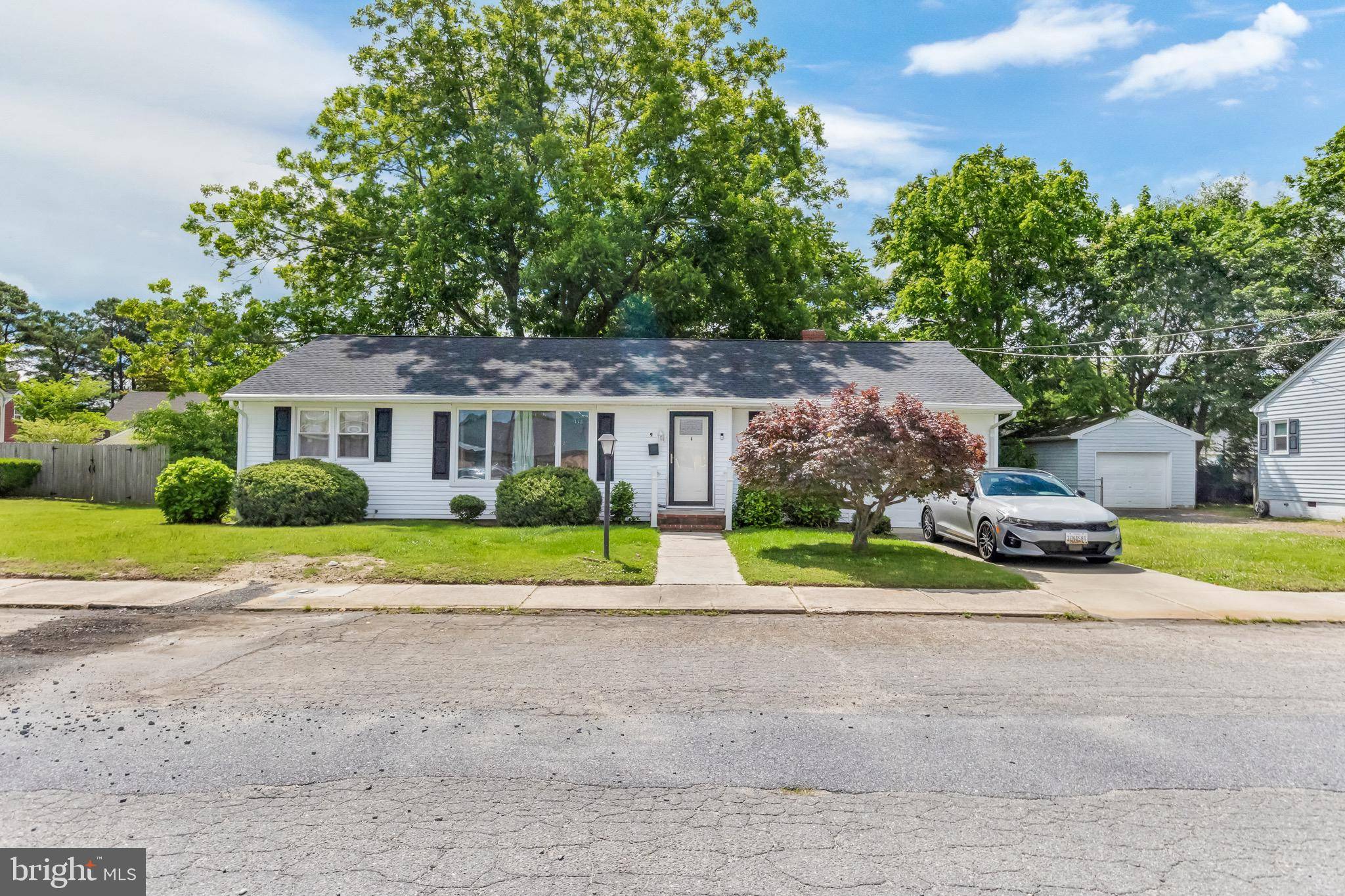 Pocomoke City, MD 21851,9 CENTRAL AVE