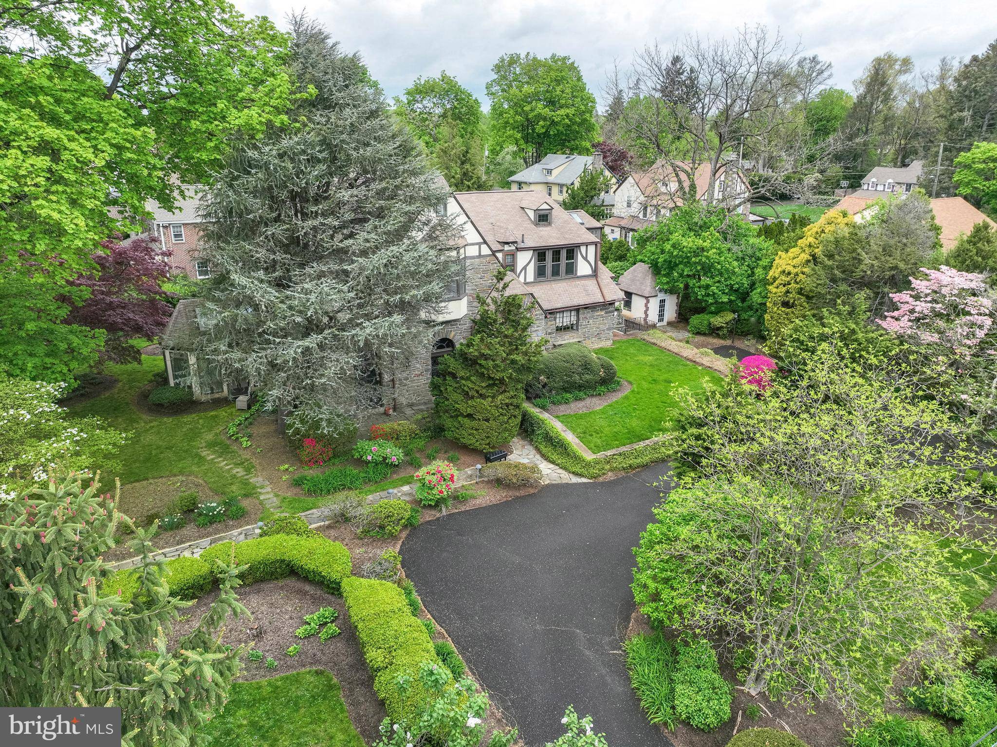 Elkins Park, PA 19027,8300 CEDAR RD
