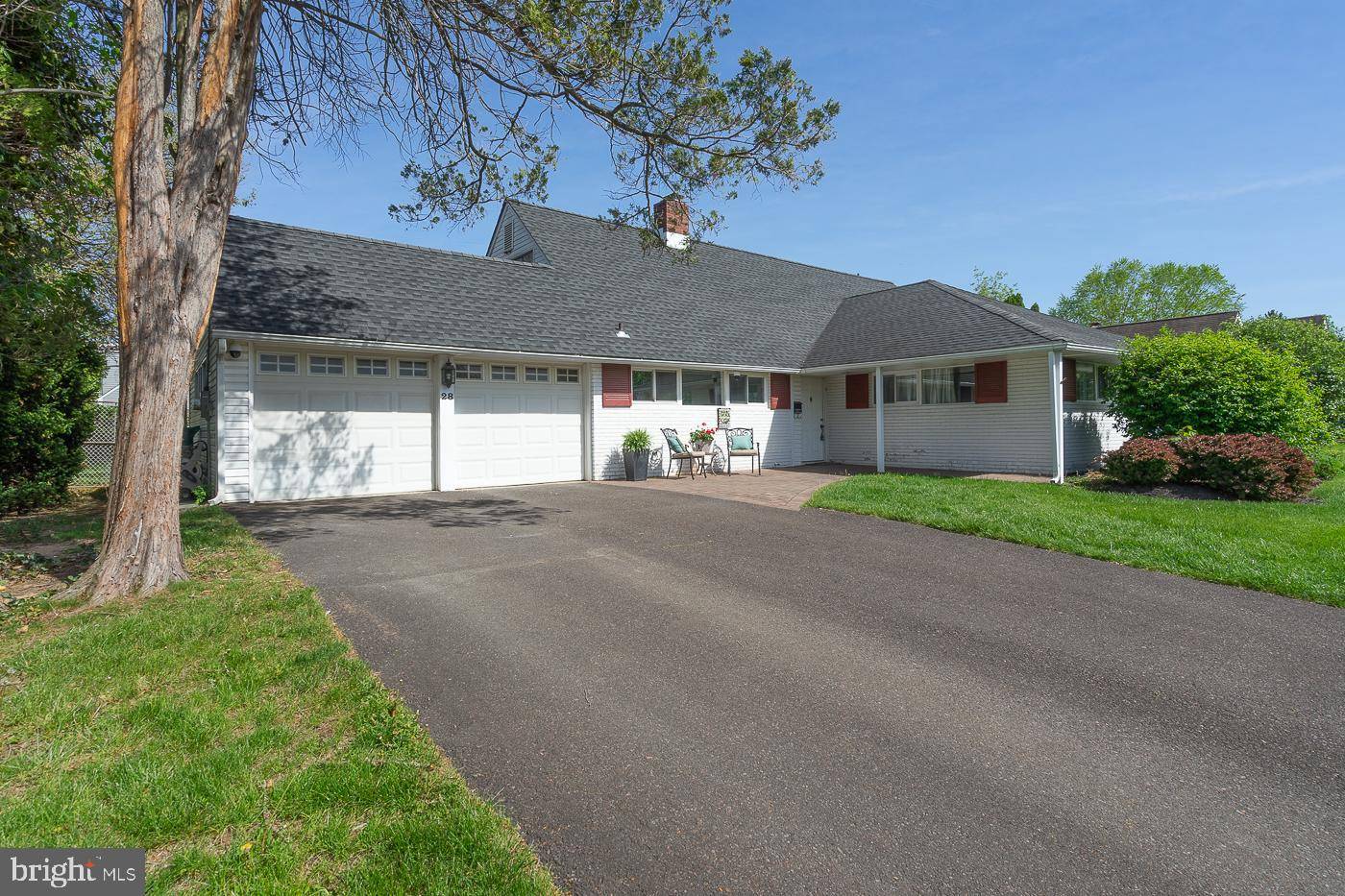 Levittown, PA 19056,28 RUST HILL RD