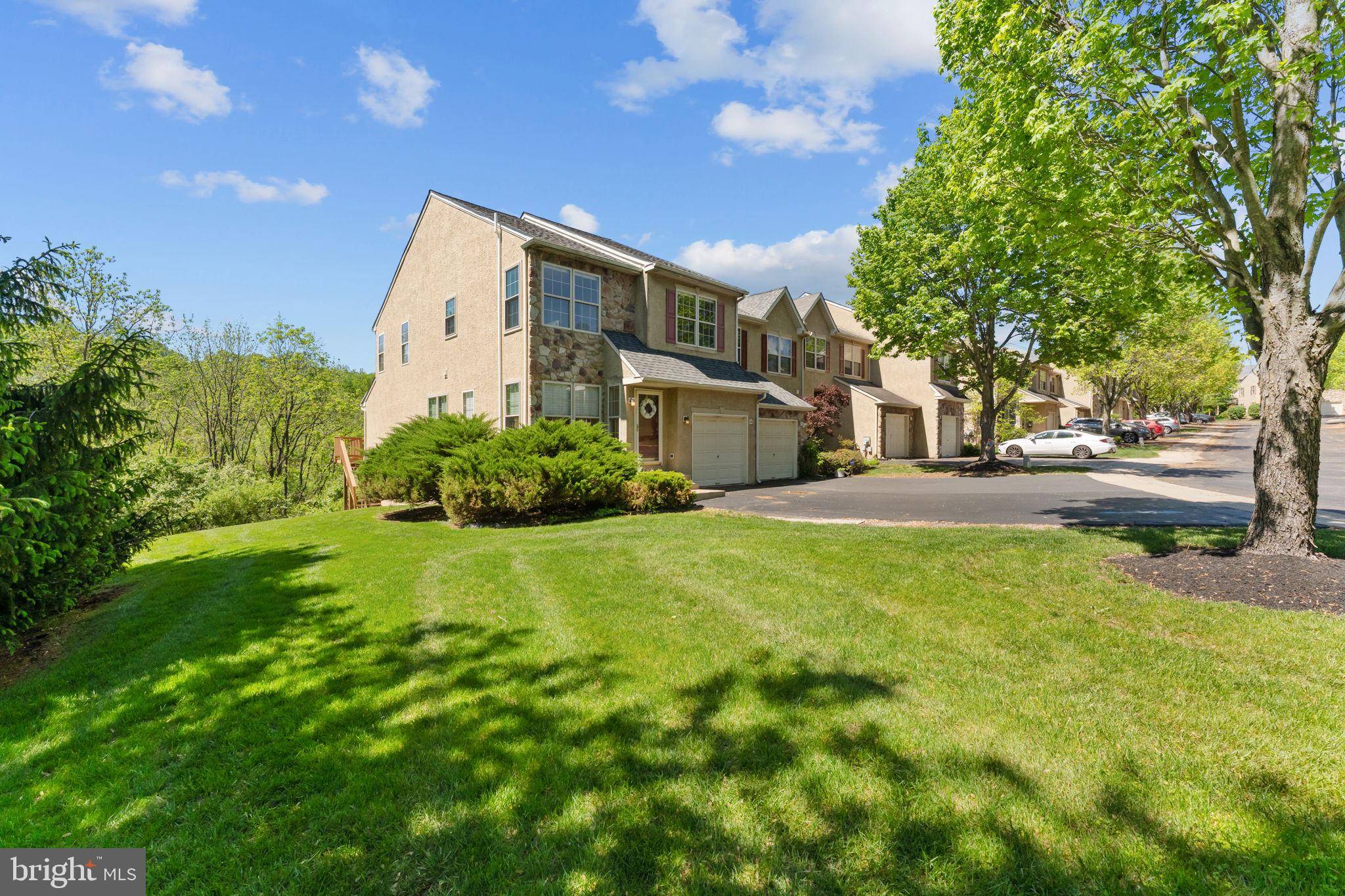Norristown, PA 19403,24 DUNKIRK CT