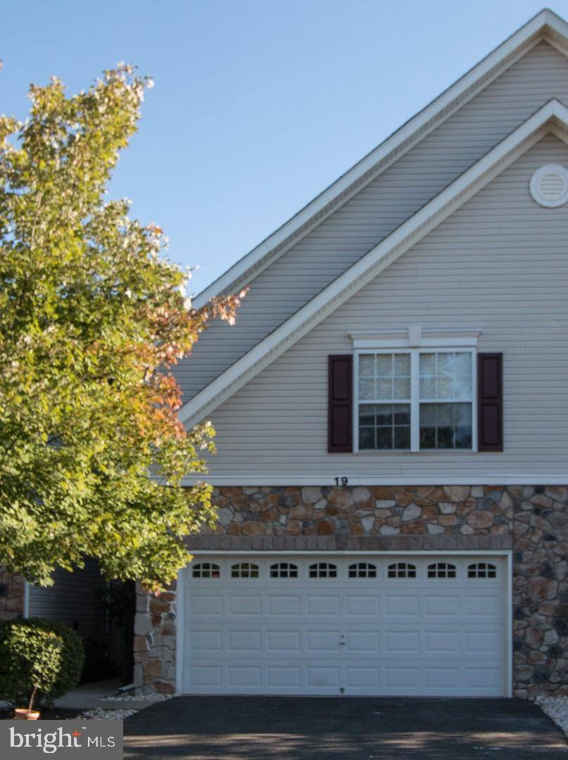 Pennington, NJ 08534,19 MILLER CIR
