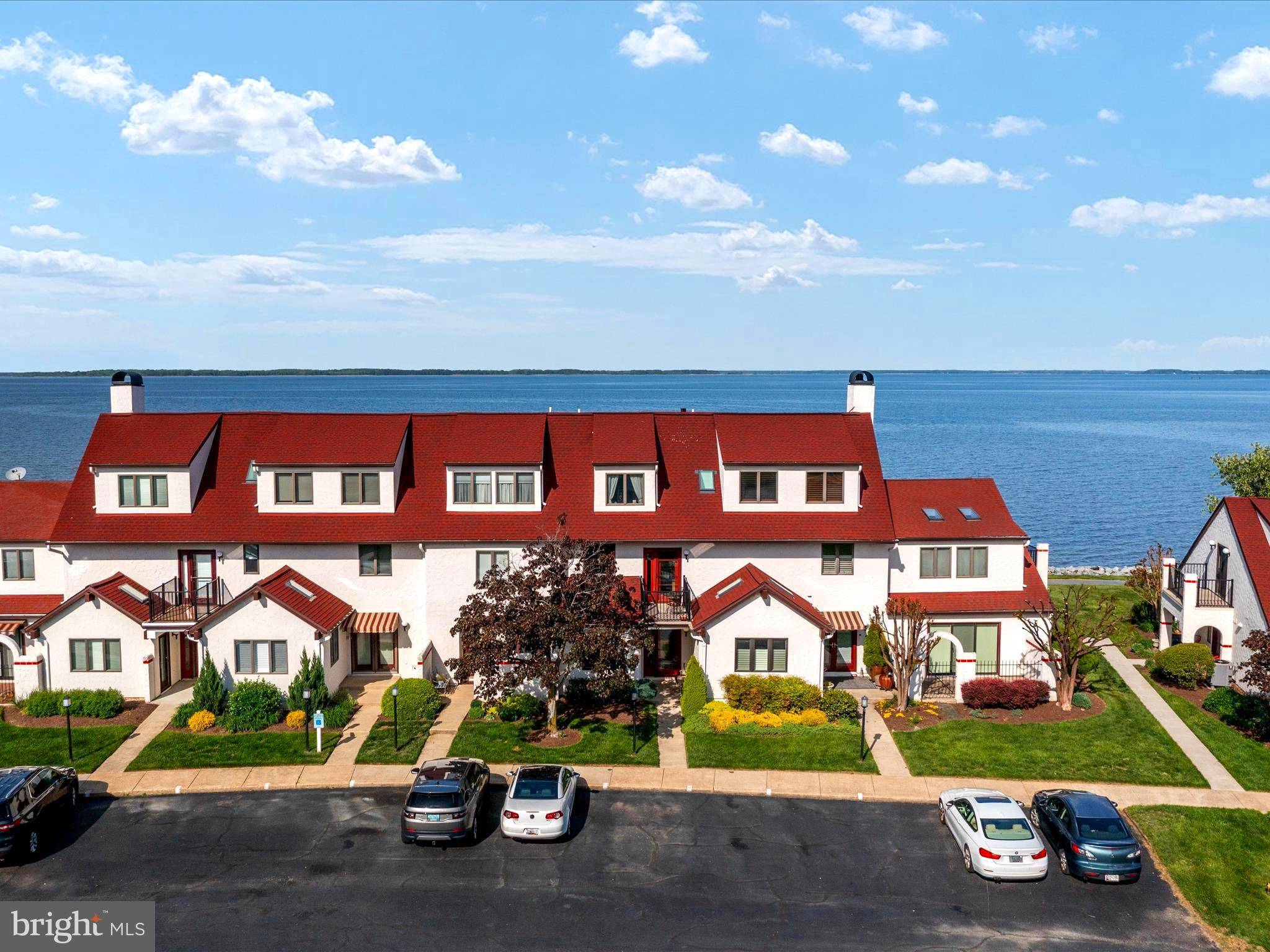 Chester, MD 21619,32-F QUEEN ANNE WAY