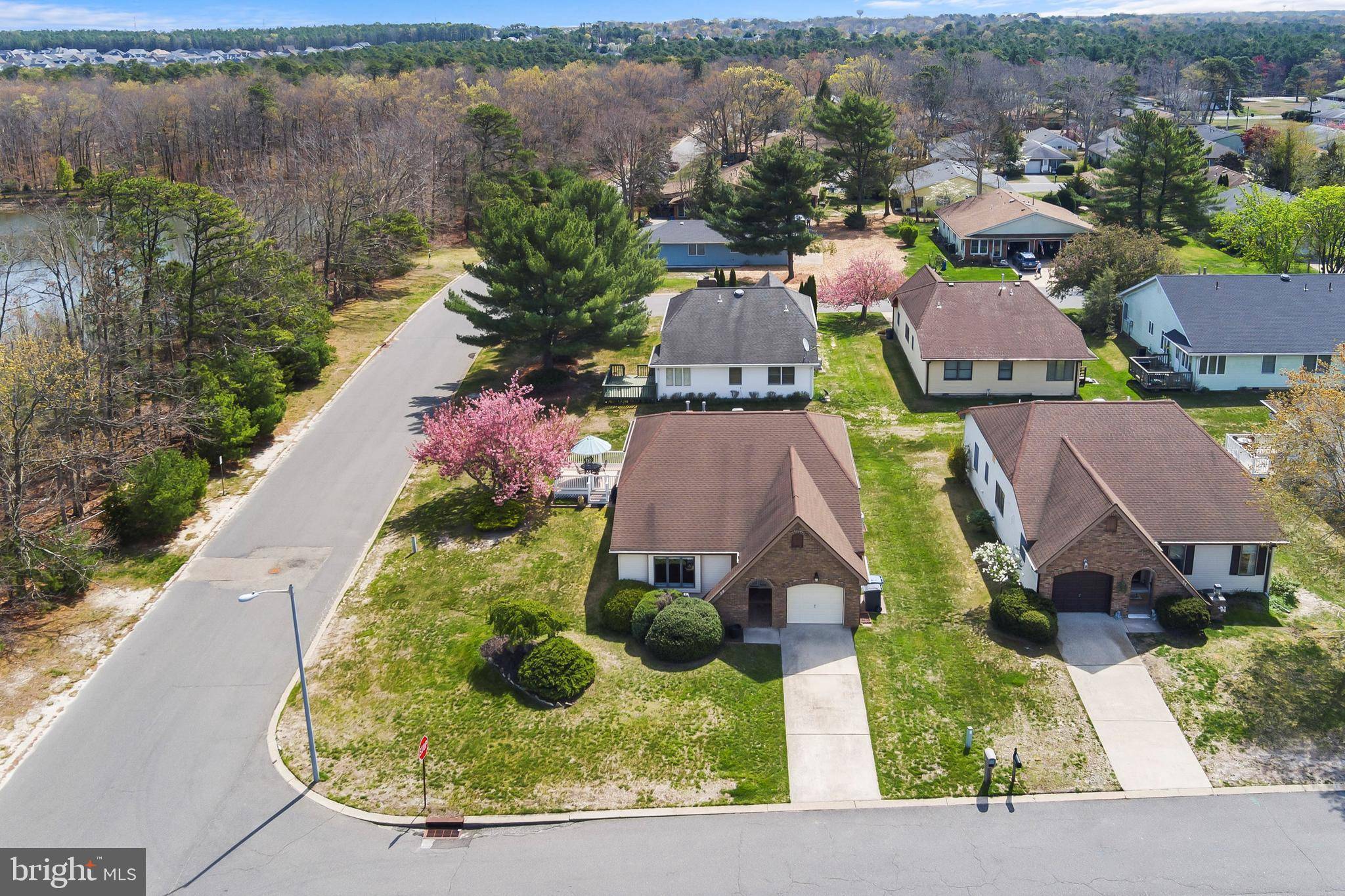 Manahawkin, NJ 08050,39 FIR RD