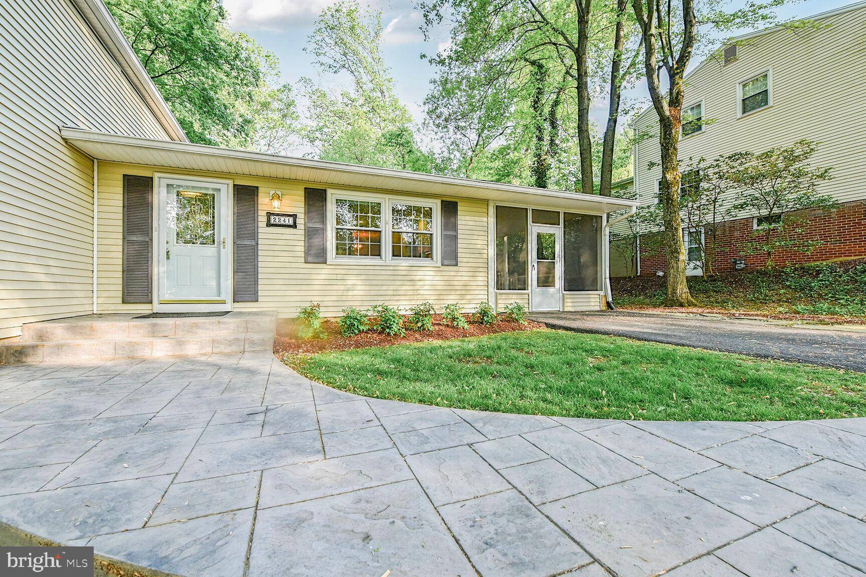 Falls Church, VA 22043,2241 SENSENEY LN