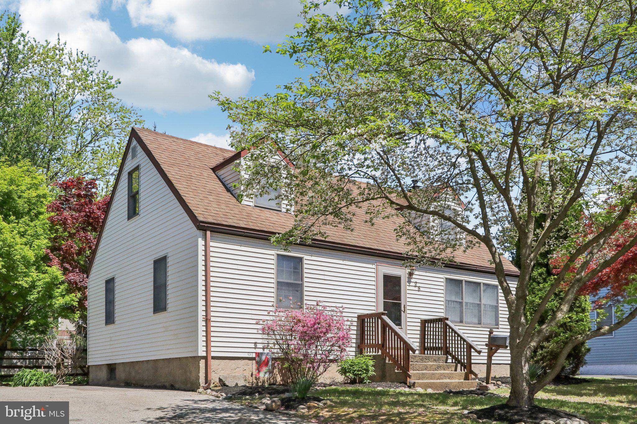 Hatboro, PA 19040,28 BARBARA RD