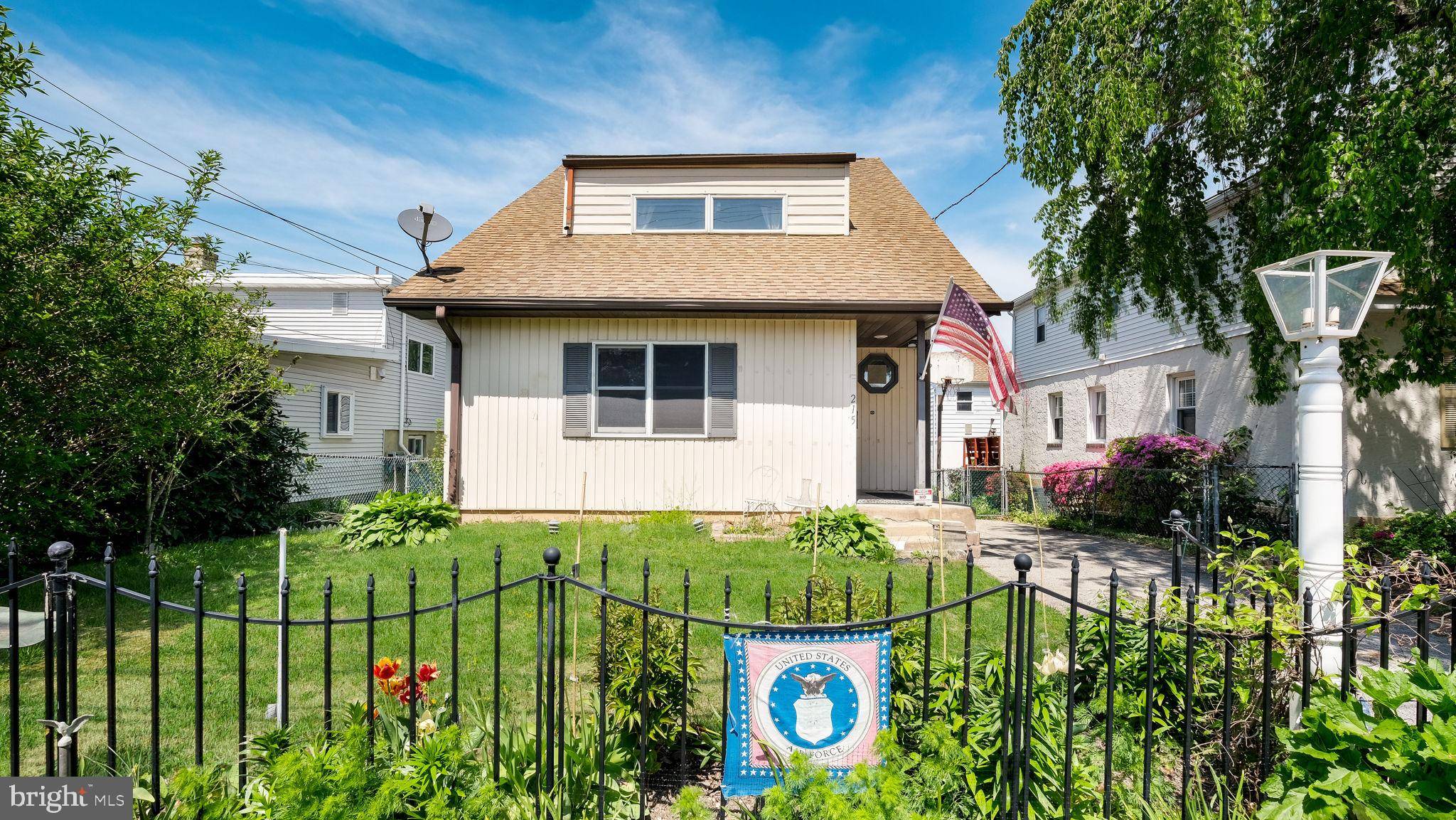 Wallingford, PA 19086,215 WILLOW RD