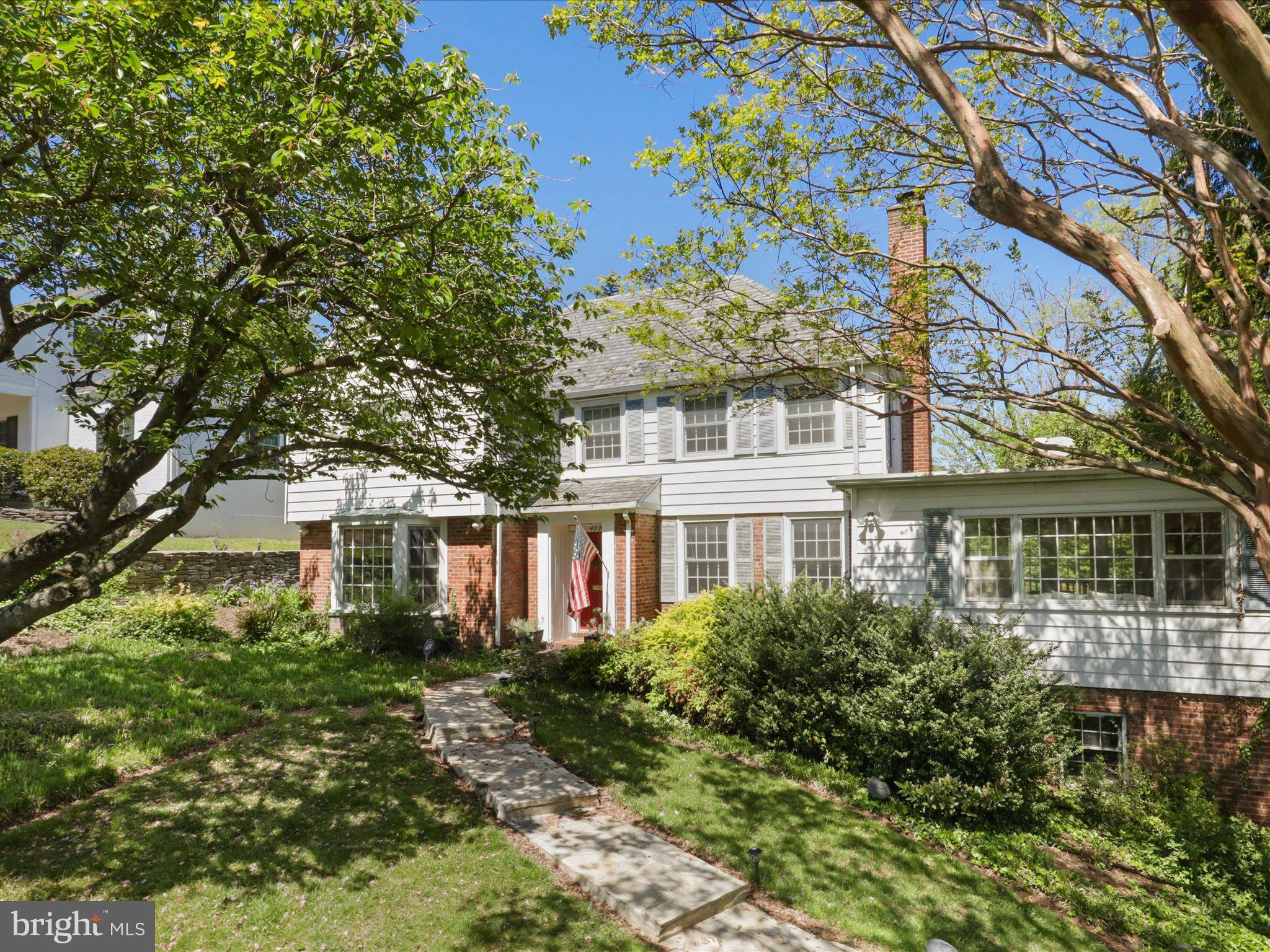 Arlington, VA 22207,4725 ROCK SPRING RD