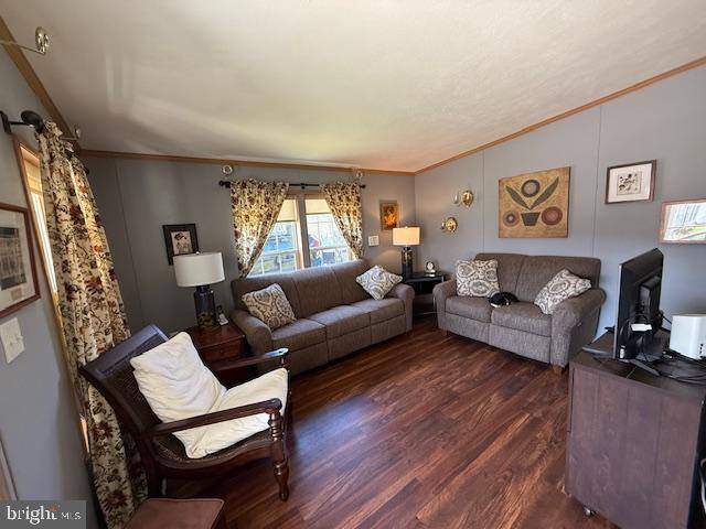 Williamstown, NJ 08094,530 DOGWOOD LANE