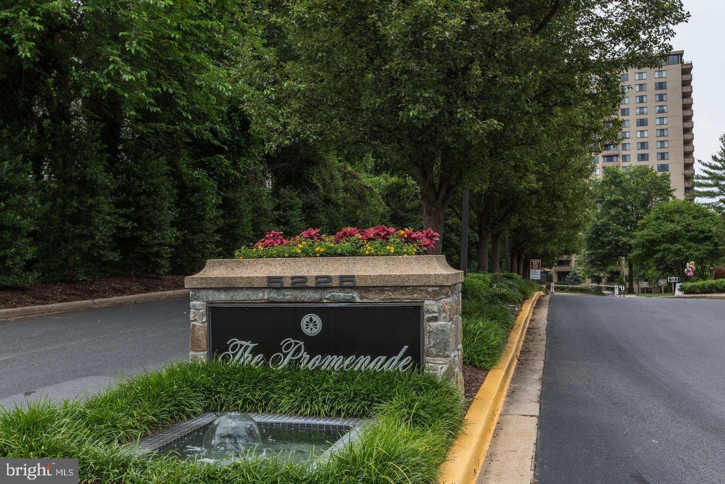 Bethesda, MD 20814,5225 POOKS HILL RD #1325N