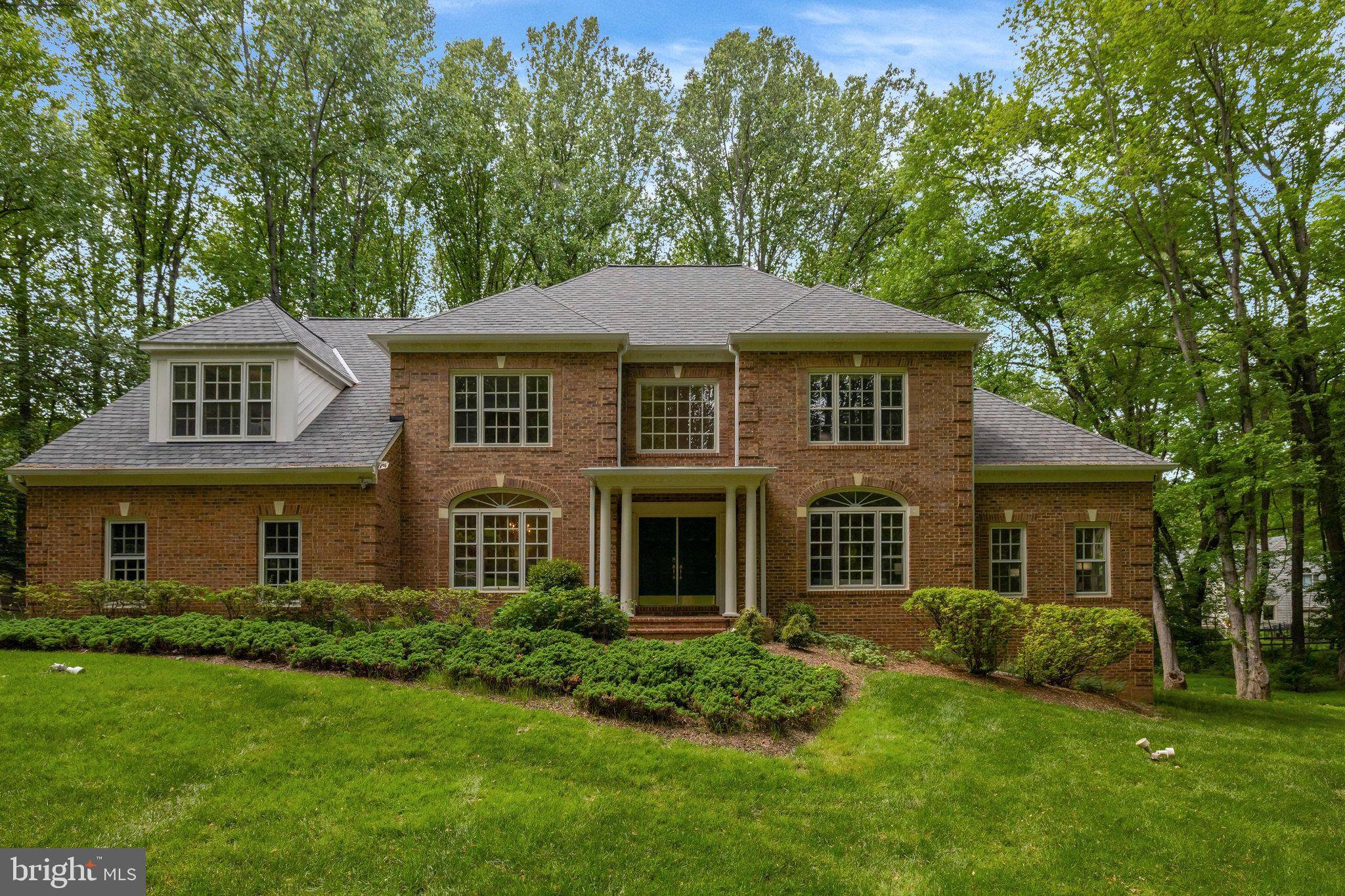 Great Falls, VA 22066,11200 ELMVIEW PL