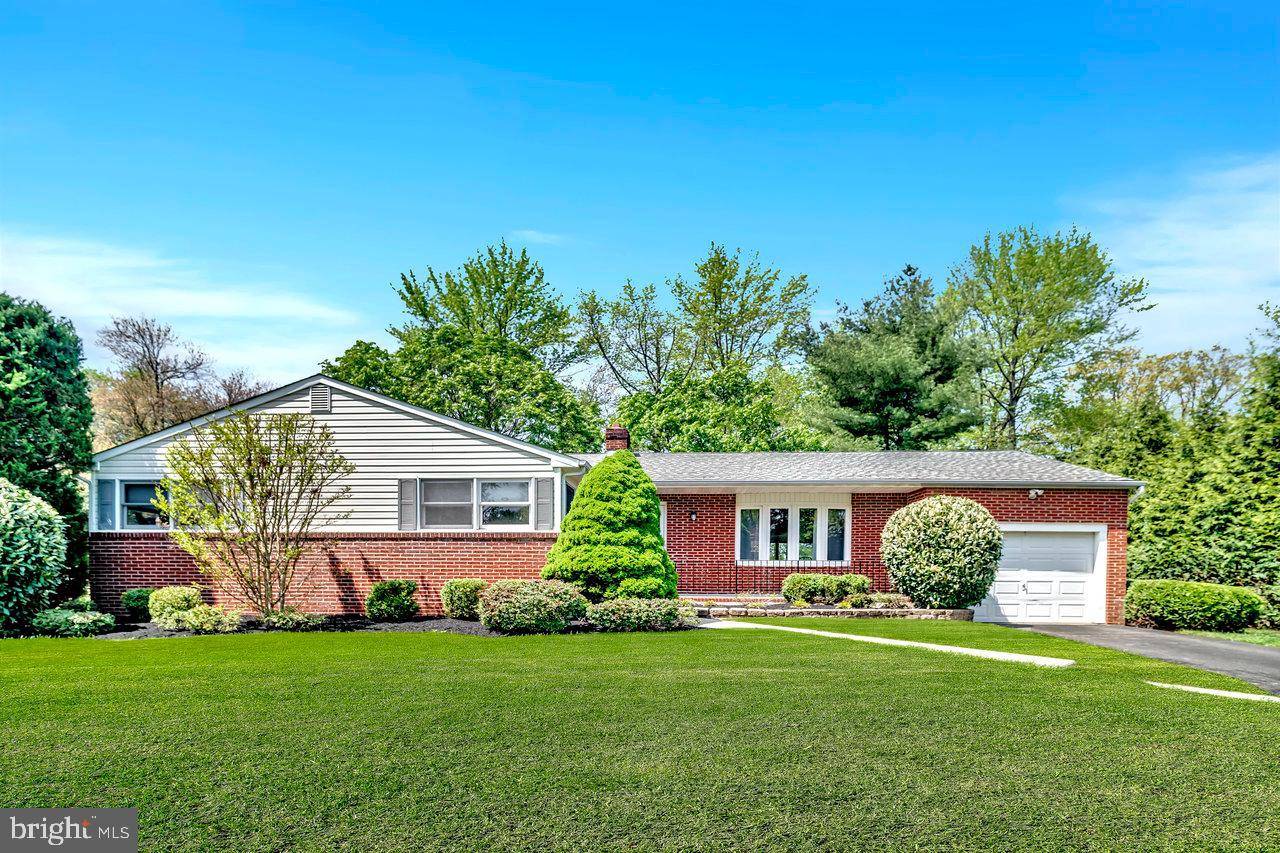 Princeton Junction, NJ 08550,12 WINDSOR DR