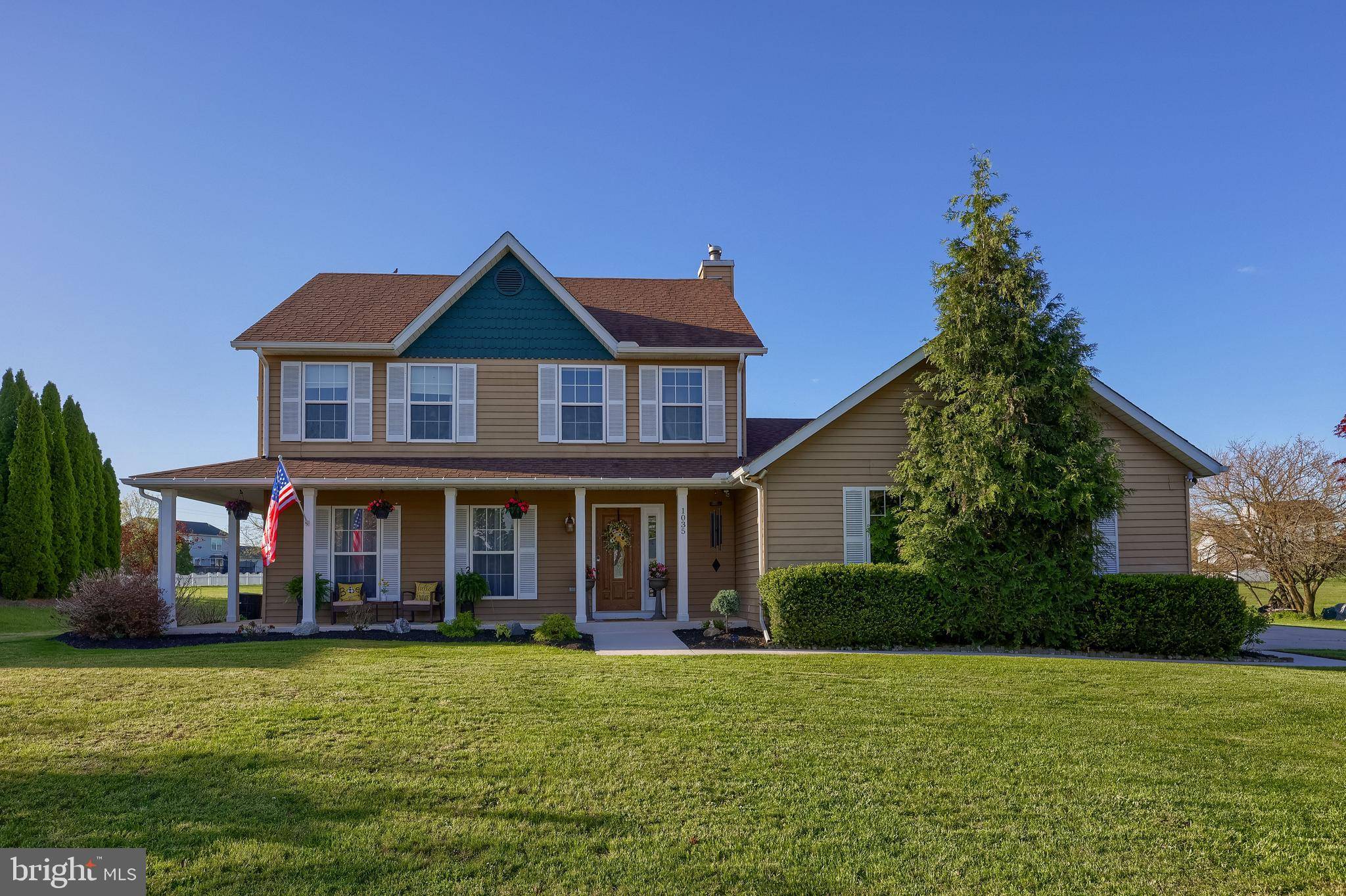 York, PA 17404,1035 CHERIMOYA ST