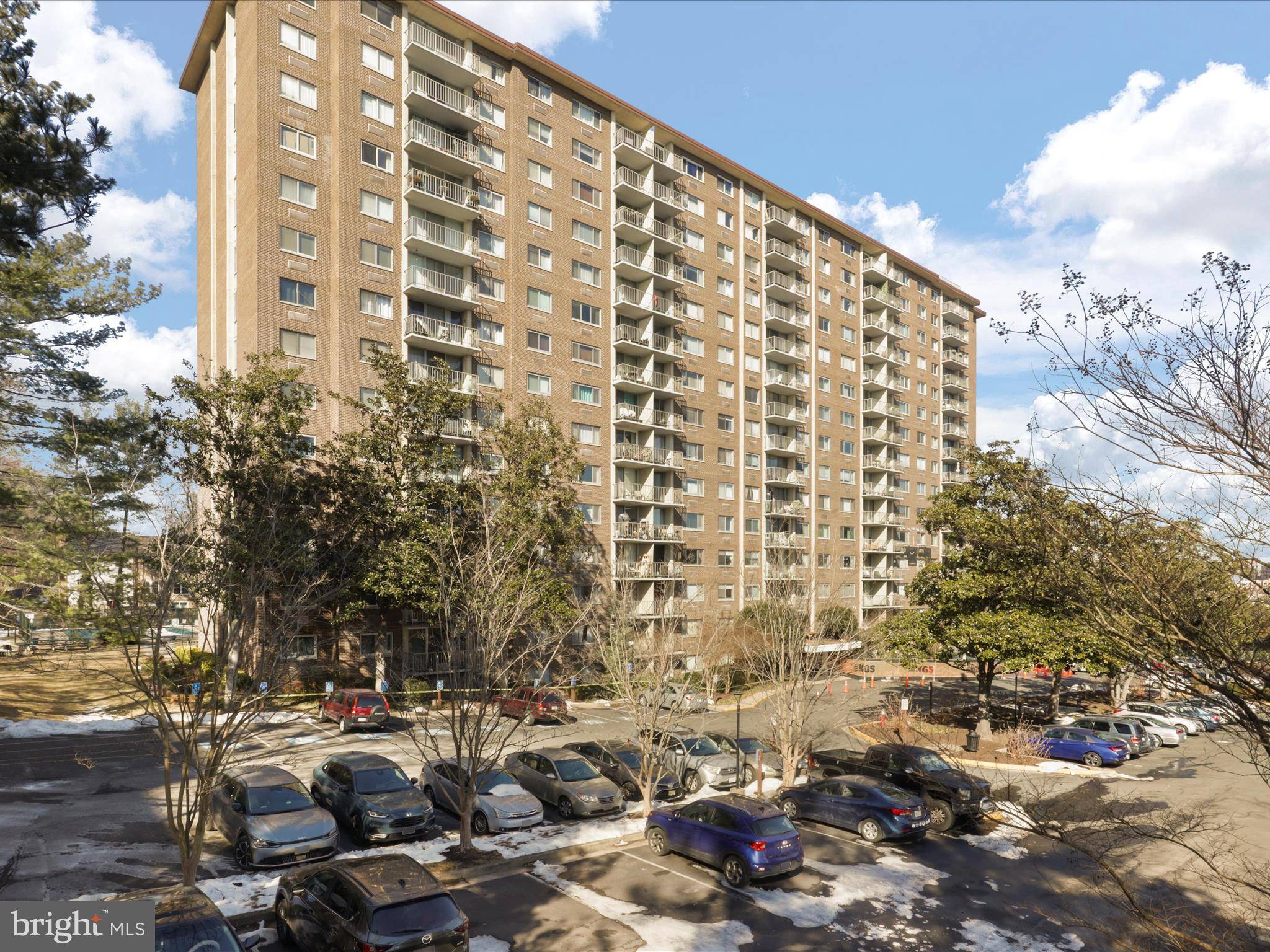 Alexandria, VA 22303,2059 HUNTINGTON AVE #1606