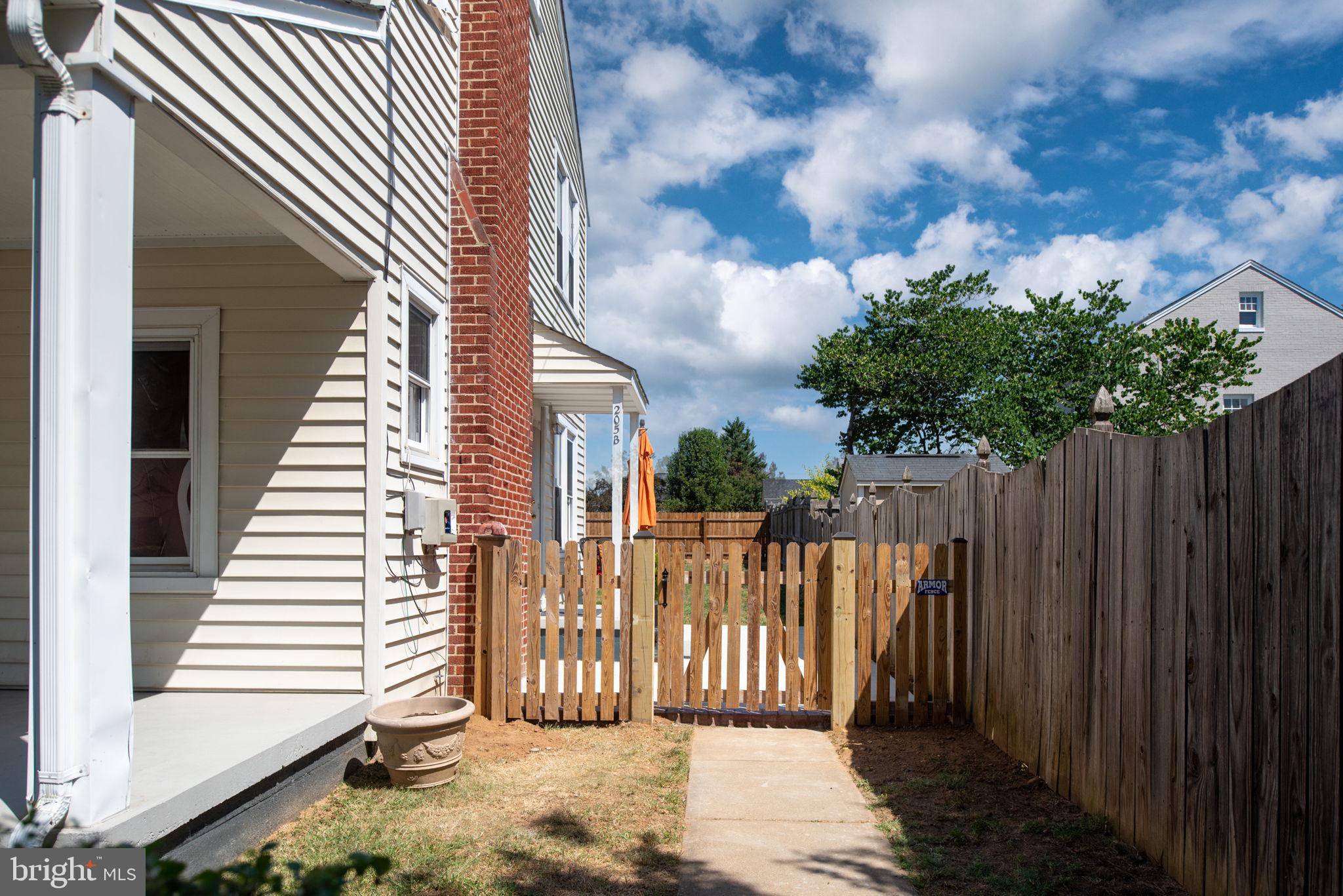 Fredericksburg, VA 22401,205-B CANAL ST