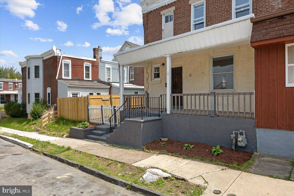 Darby, PA 19023,7 S FRONT ST