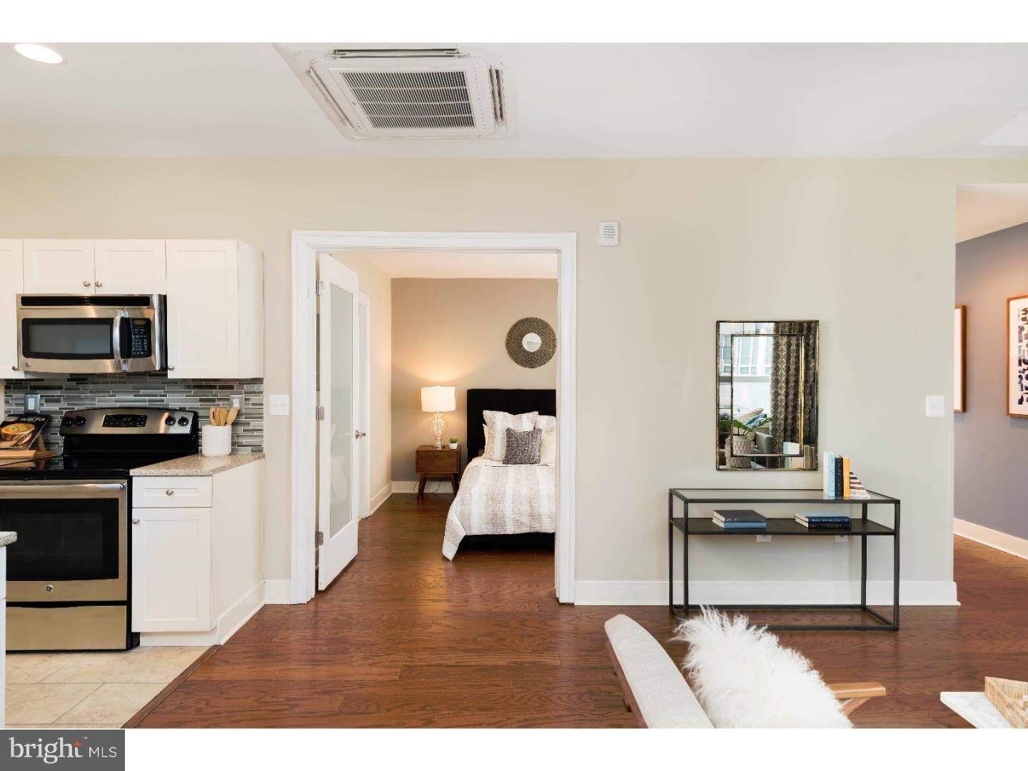 Philadelphia, PA 19103,1900-20 ARCH ST #412