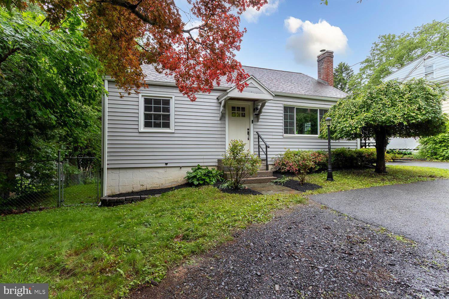 State College, PA 16801,1724 E BRANCH RD