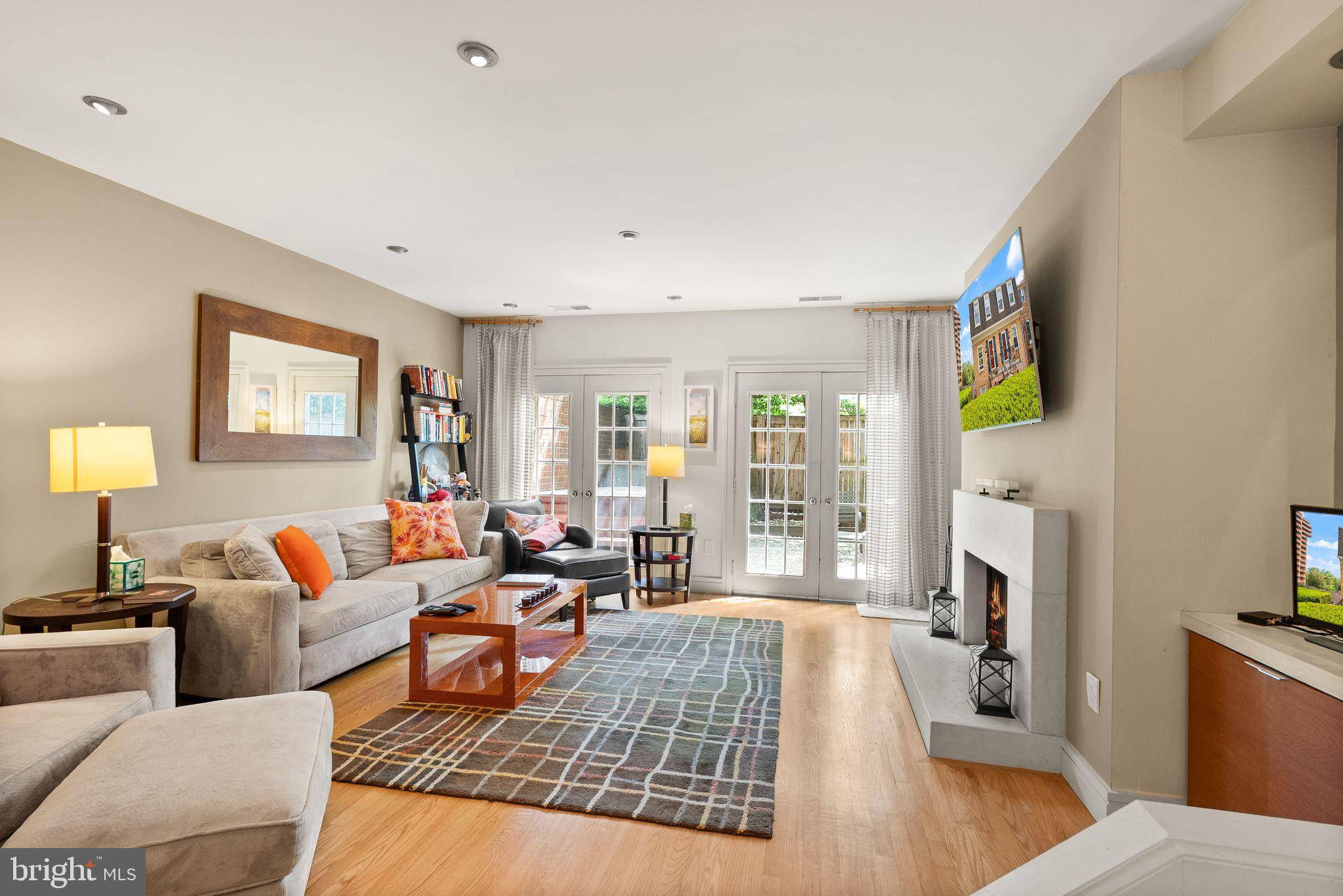 Washington, DC 20016,3267 SUTTON PL NW #C