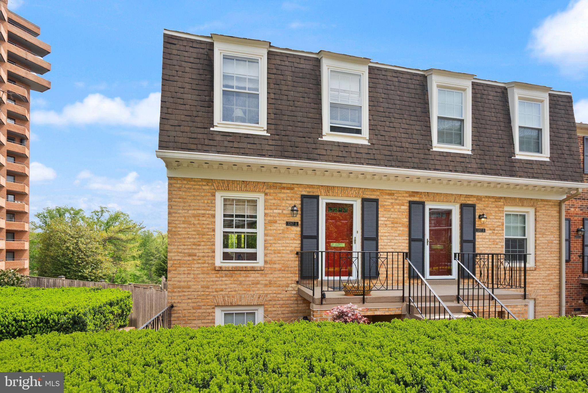 Washington, DC 20016,3267 SUTTON PL NW #C