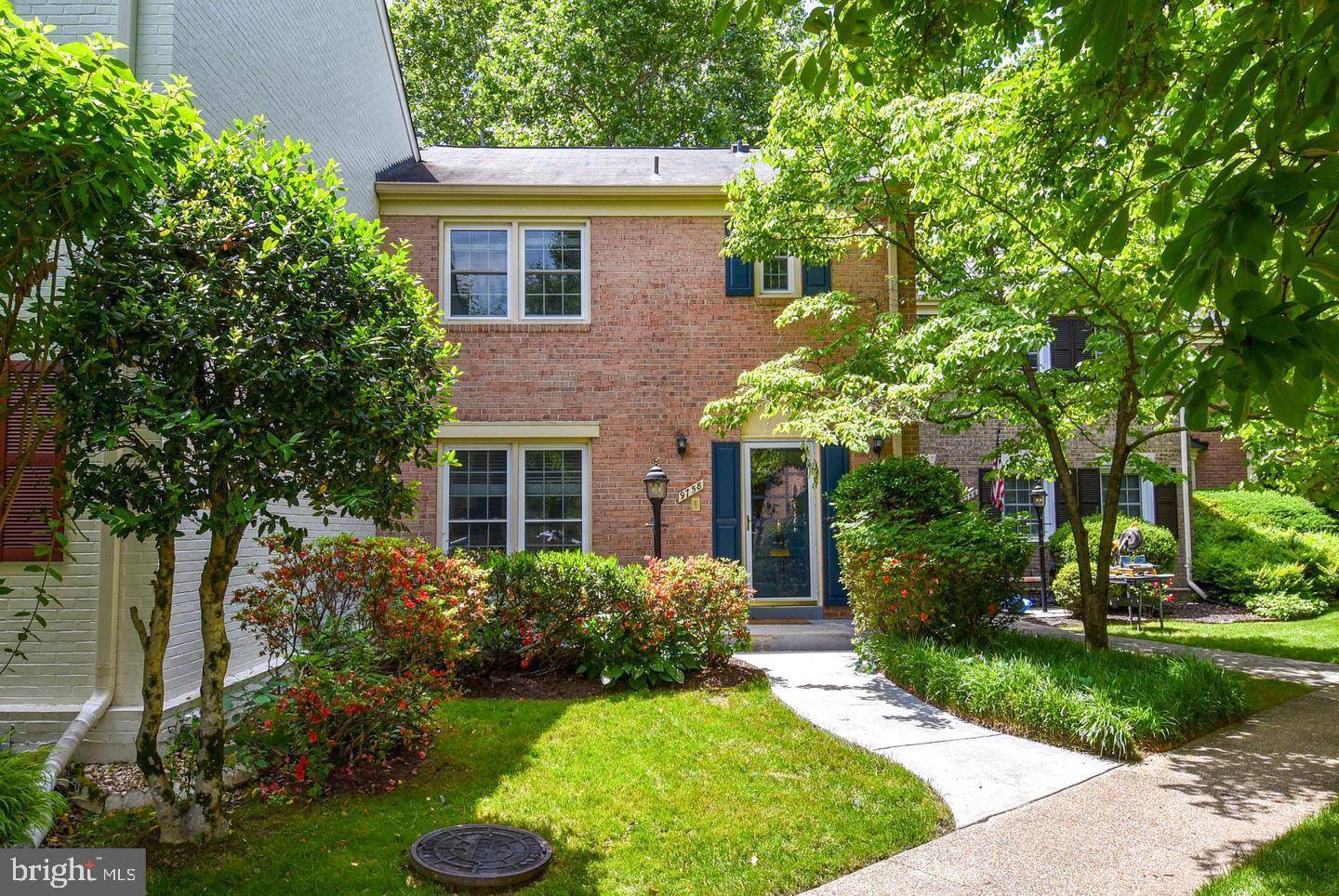 Fairfax, VA 22030,9758 CARDINAL RD