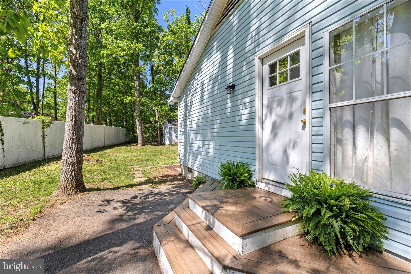 Spotsylvania, VA 22551,13602 FLANK MARCH LN