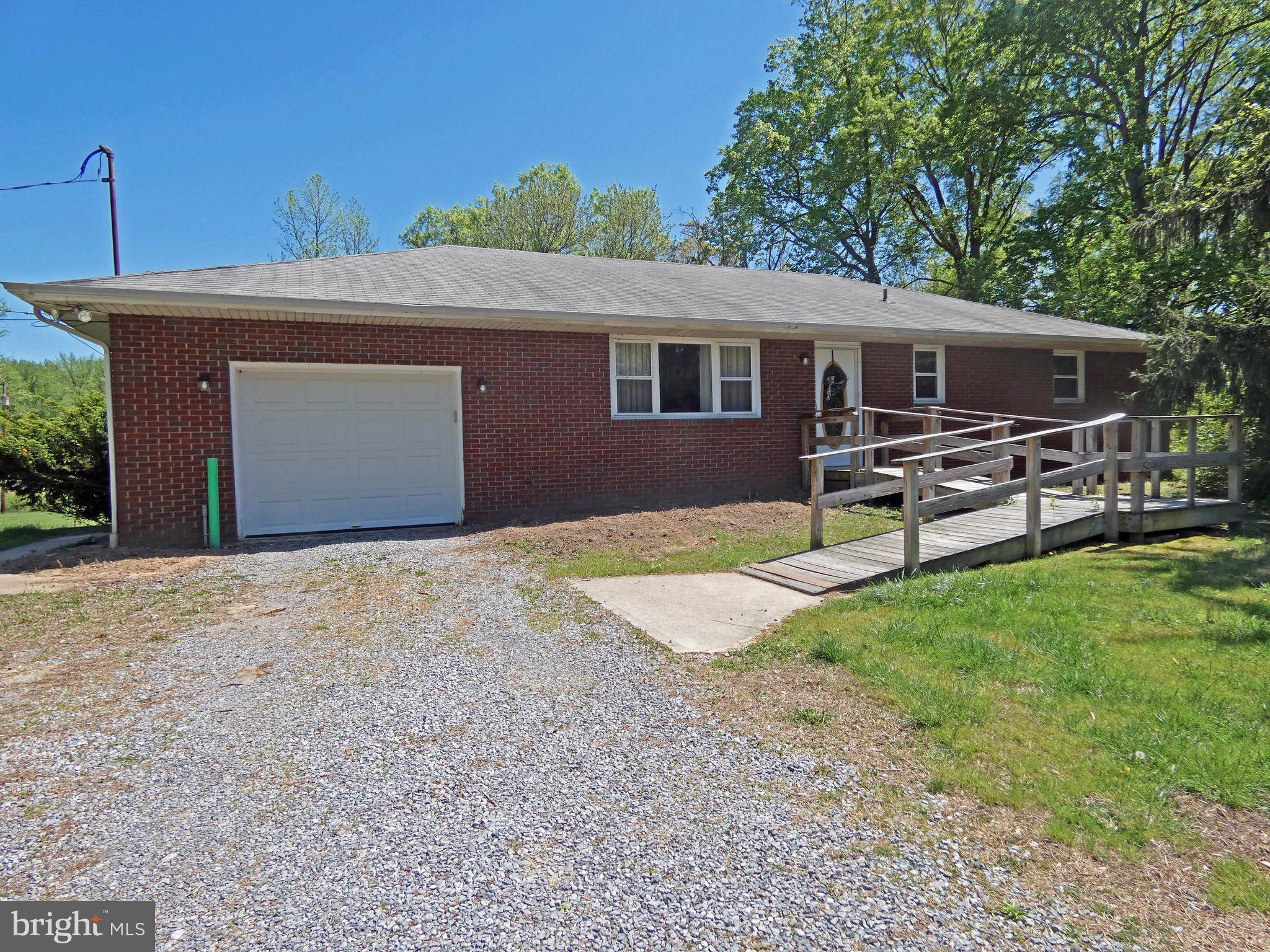 Pennsville, NJ 08070,271 FORT MOTT RD