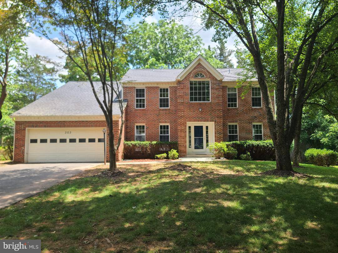 Gaithersburg, MD 20877,303 SAYBROOKE VIEW DR