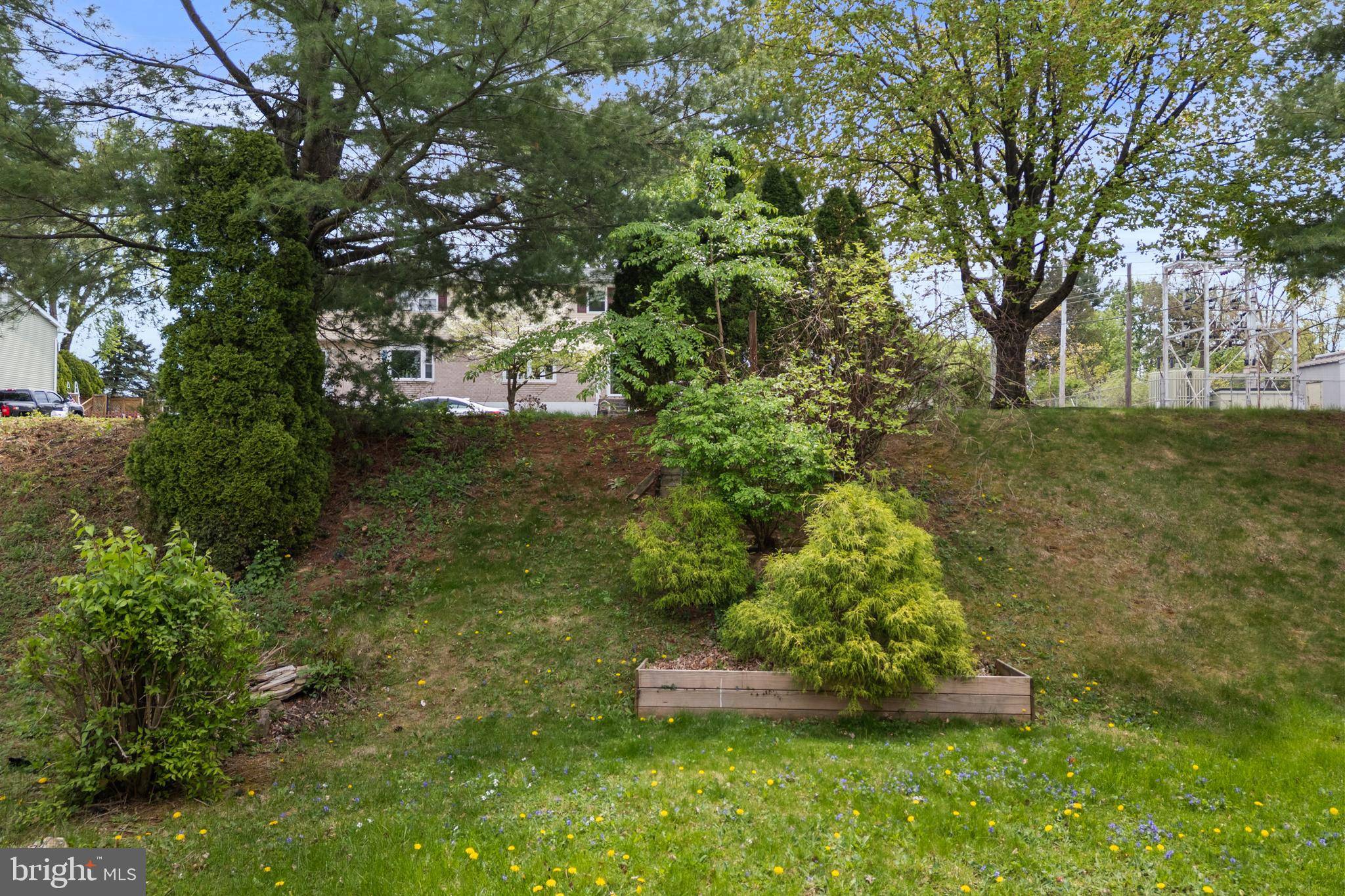 Easton, PA 18045,2732 VICTORIA LN
