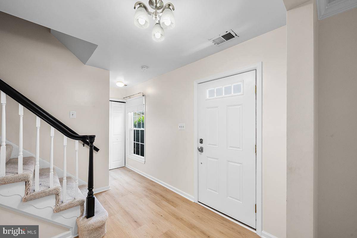 Centreville, VA 20120,14523 WILLIAM CARR LN