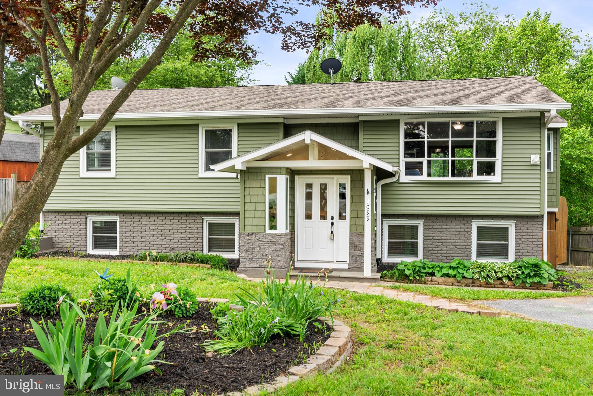 Annapolis, MD 21409,1099 SKYWAY DR