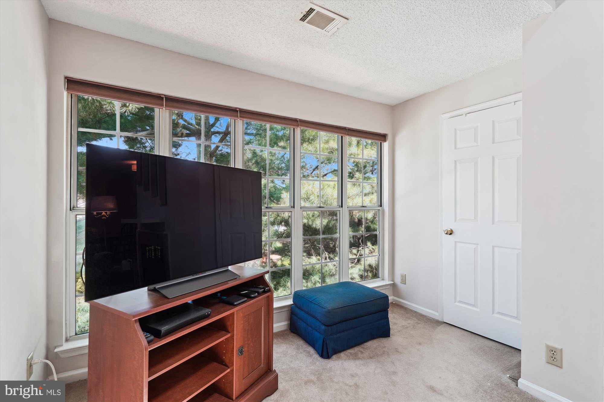 Fairfax, VA 22033,12116 GREENWAY CT #302