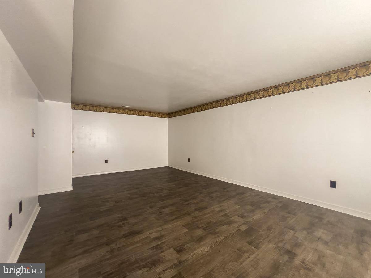 Williamstown, NJ 08094,413 HOLLY PKWY