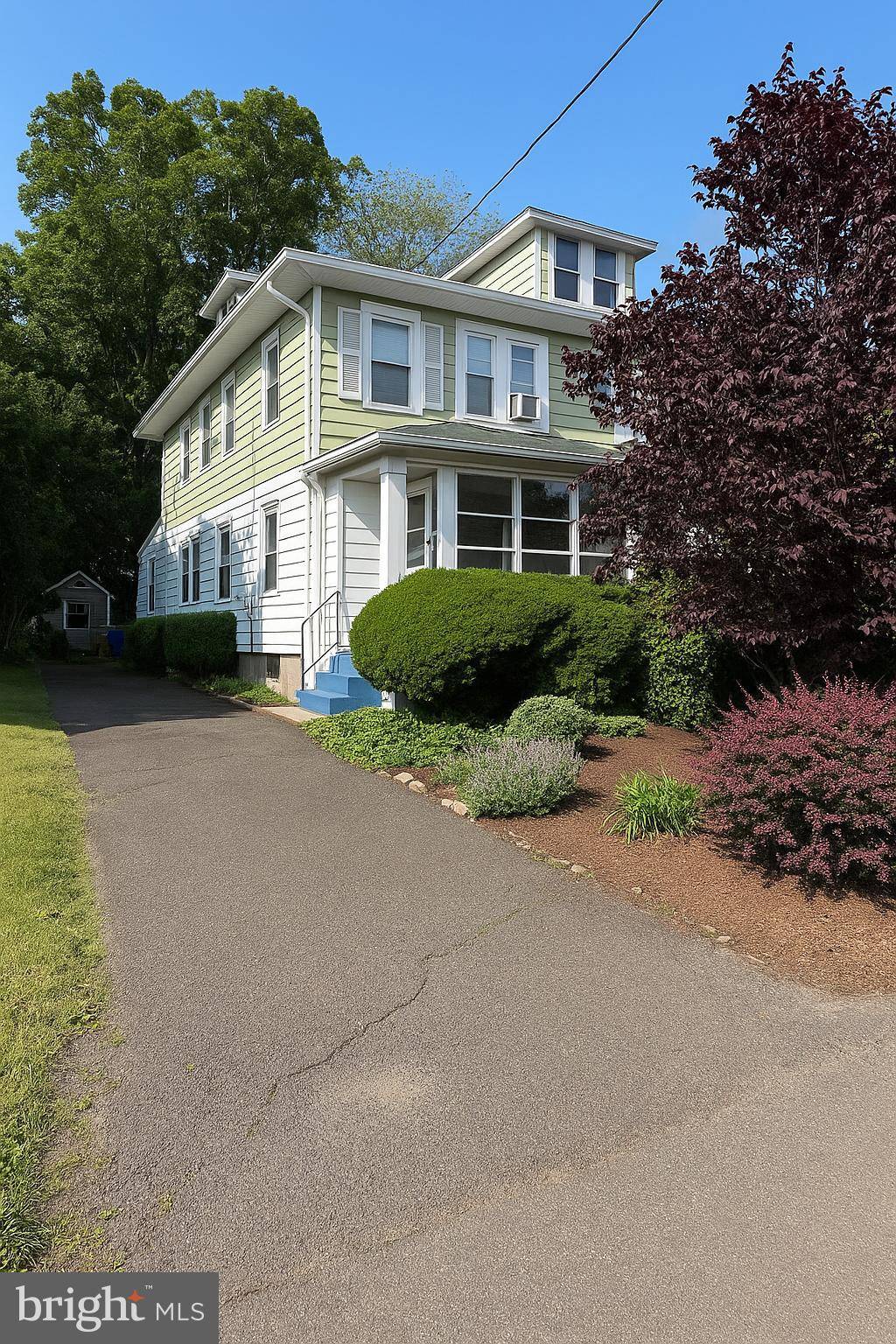 Lawrence, NJ 08648,192 MILLERICK AVE