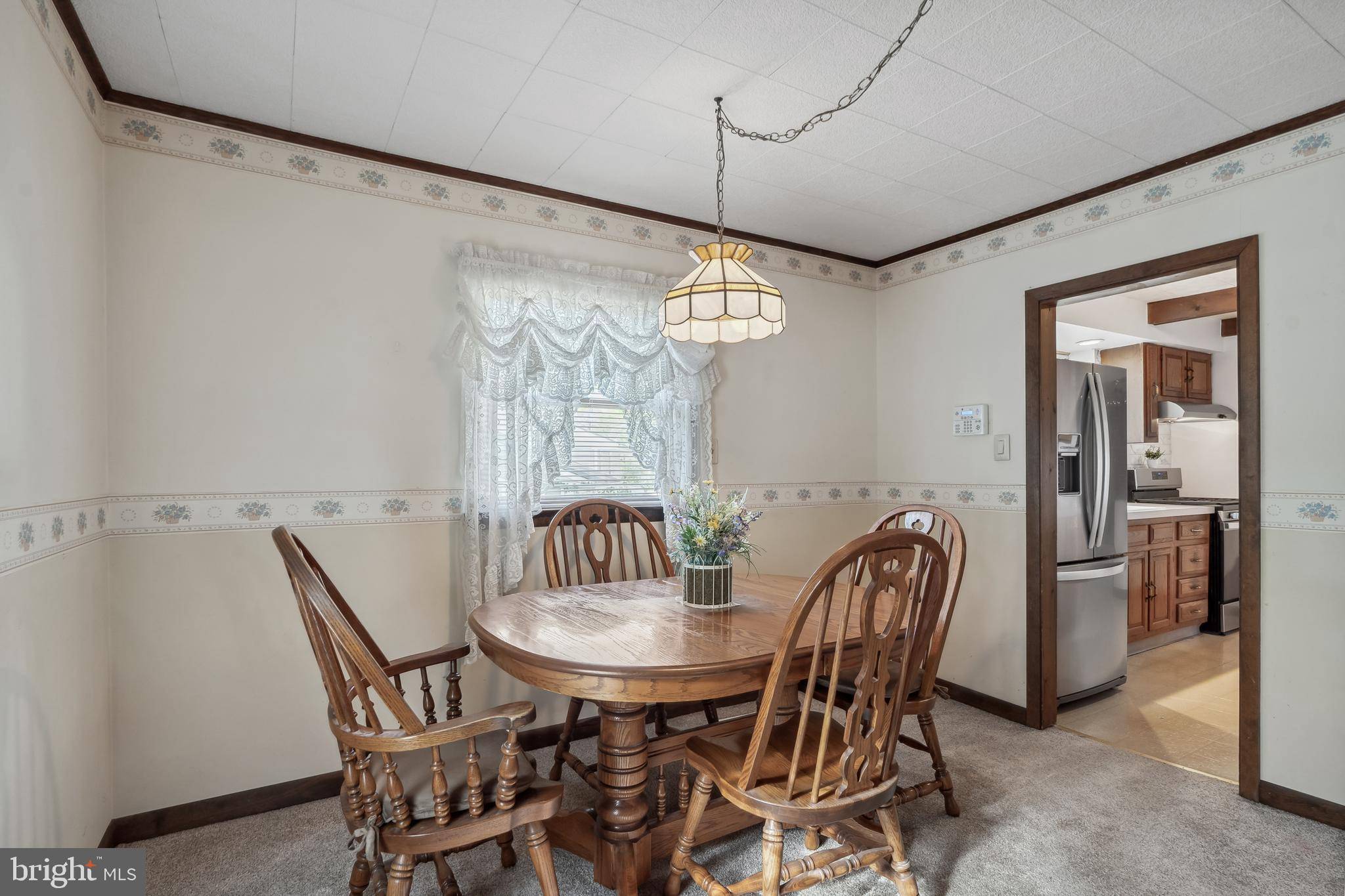 Lindenwold, NJ 08021,128 W ELM AVE