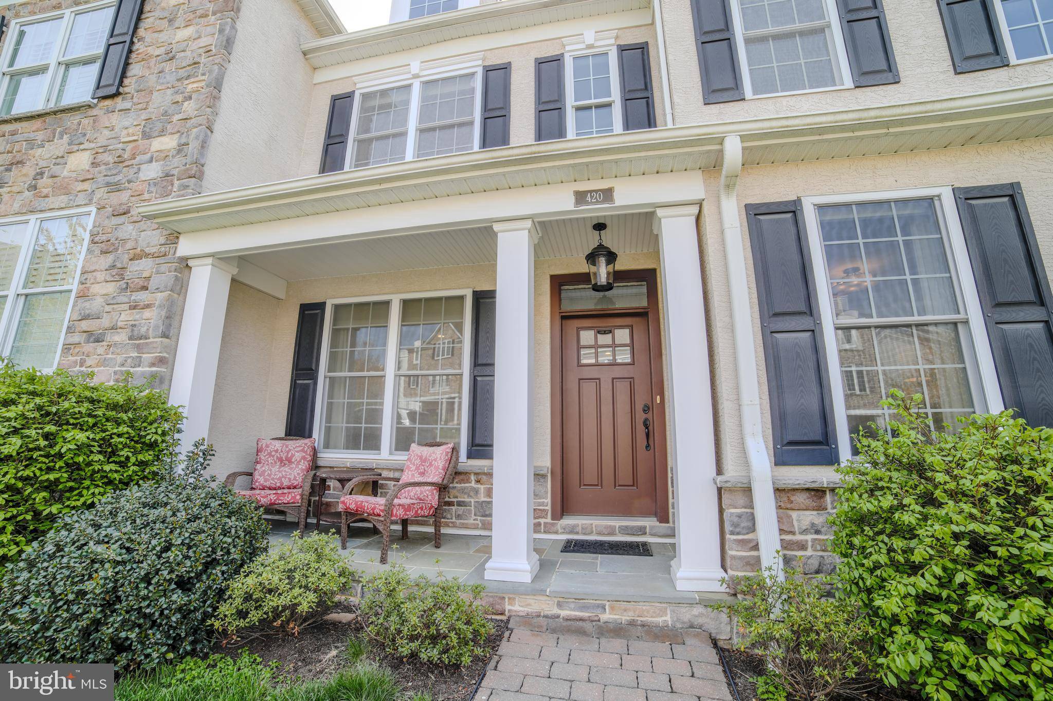 Media, PA 19063,420 RAVENSCLIFF DR