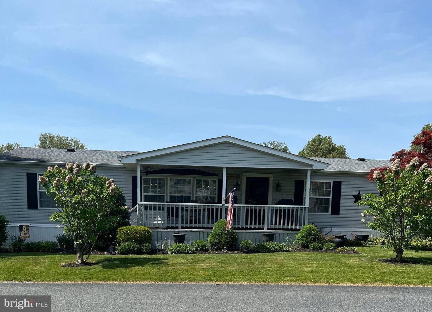 Lancaster, PA 17603,200 WILDBRIAR CT N