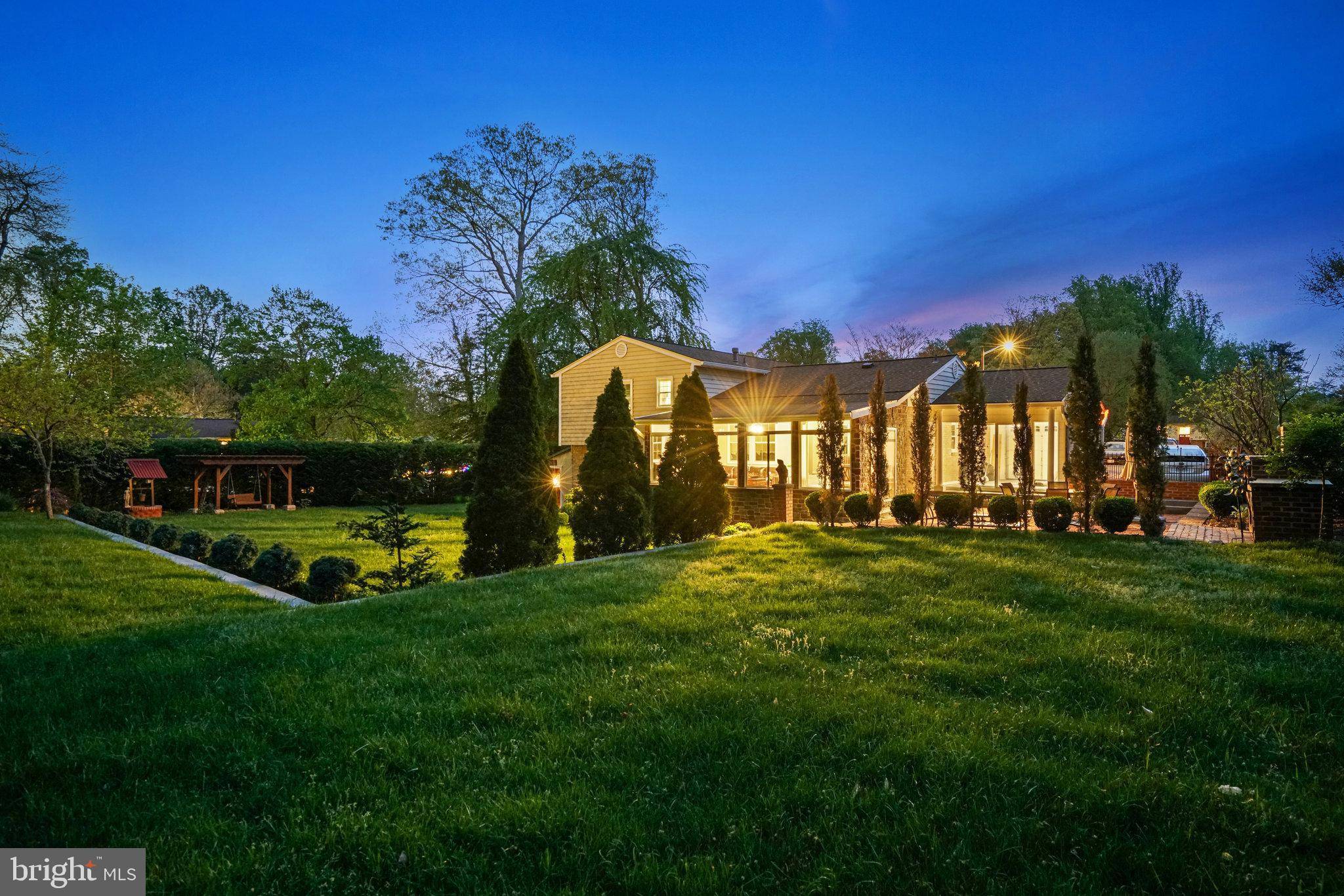 Springfield, VA 22152,8610 WESTMEATH CT