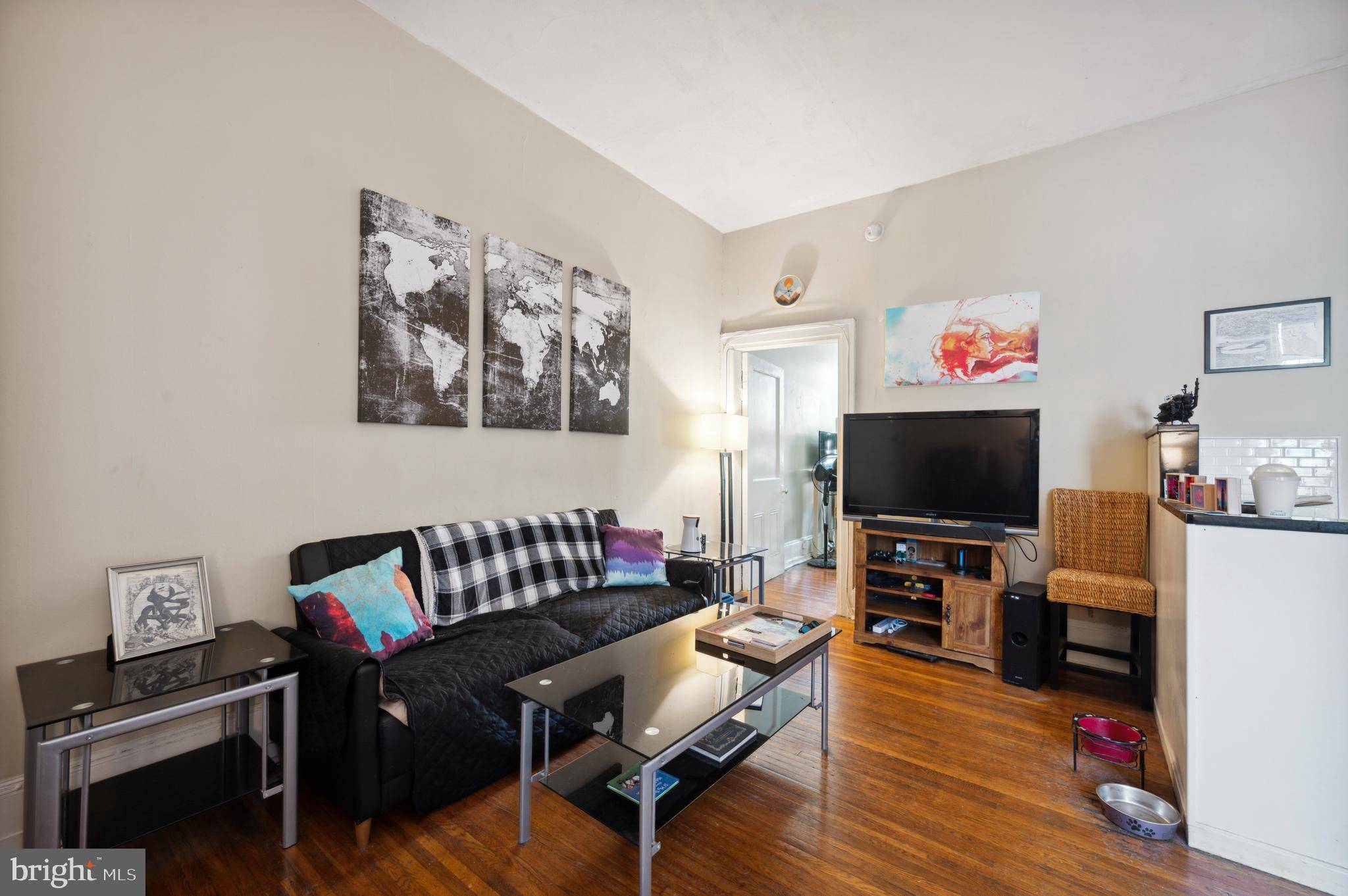 Philadelphia, PA 19103,1728 PINE ST #2F