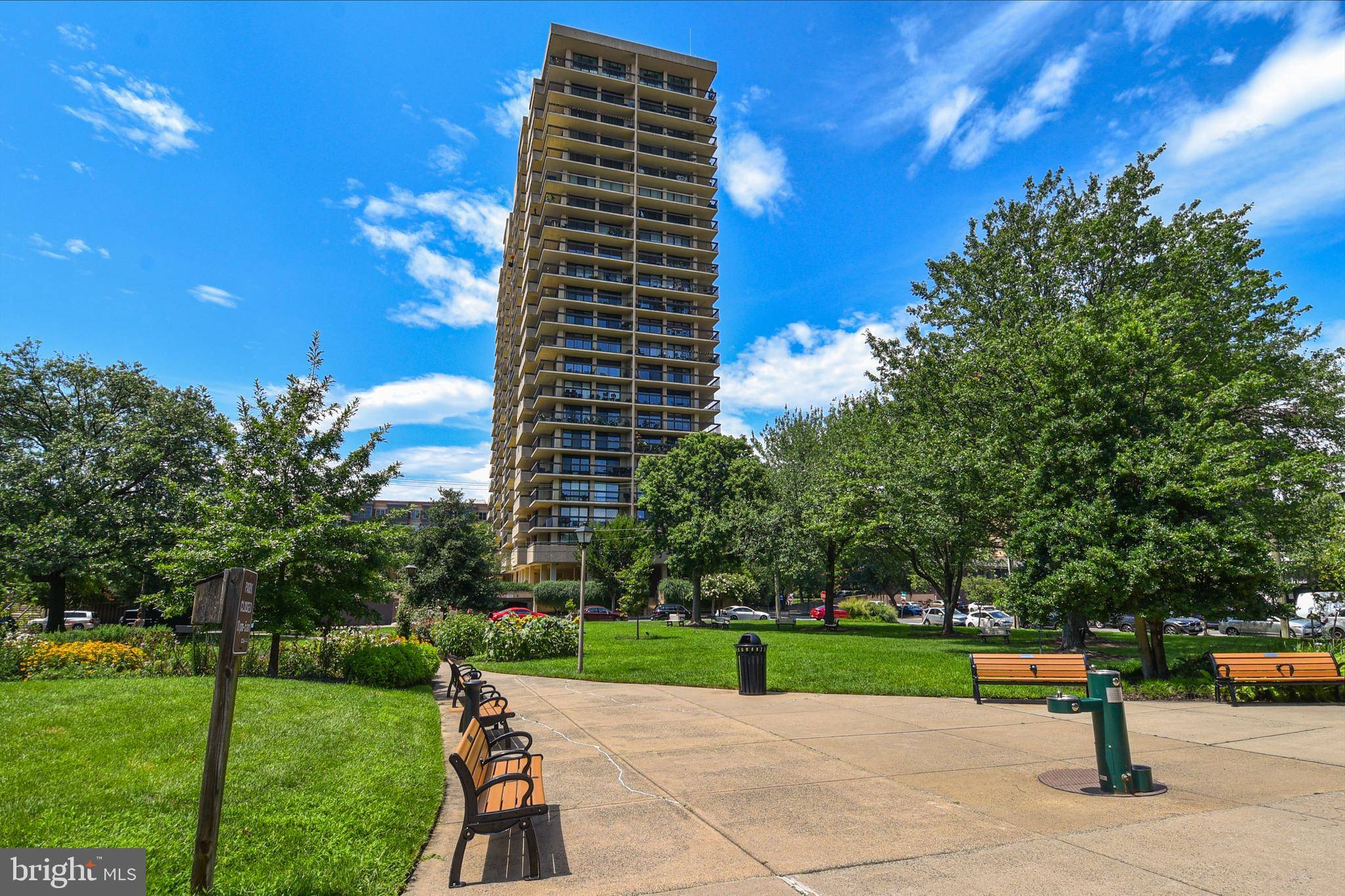 Alexandria, VA 22314,400 MADISON ST #802