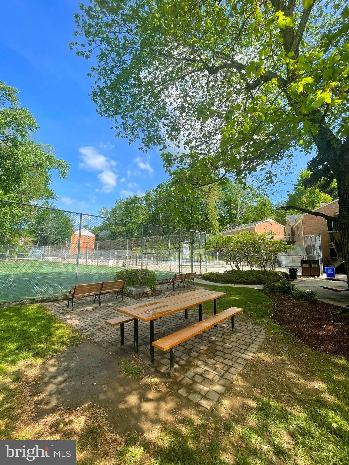 Bethesda, MD 20814,10518 WEYMOUTH ST ##4