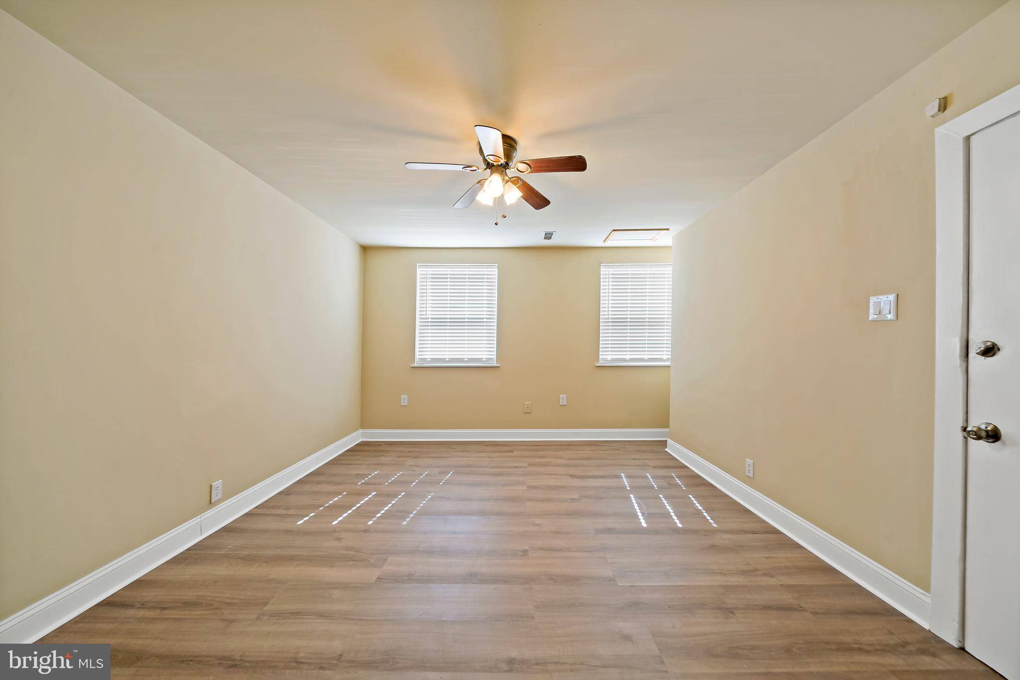 Philadelphia, PA 19145,2118 S BROAD ST #2