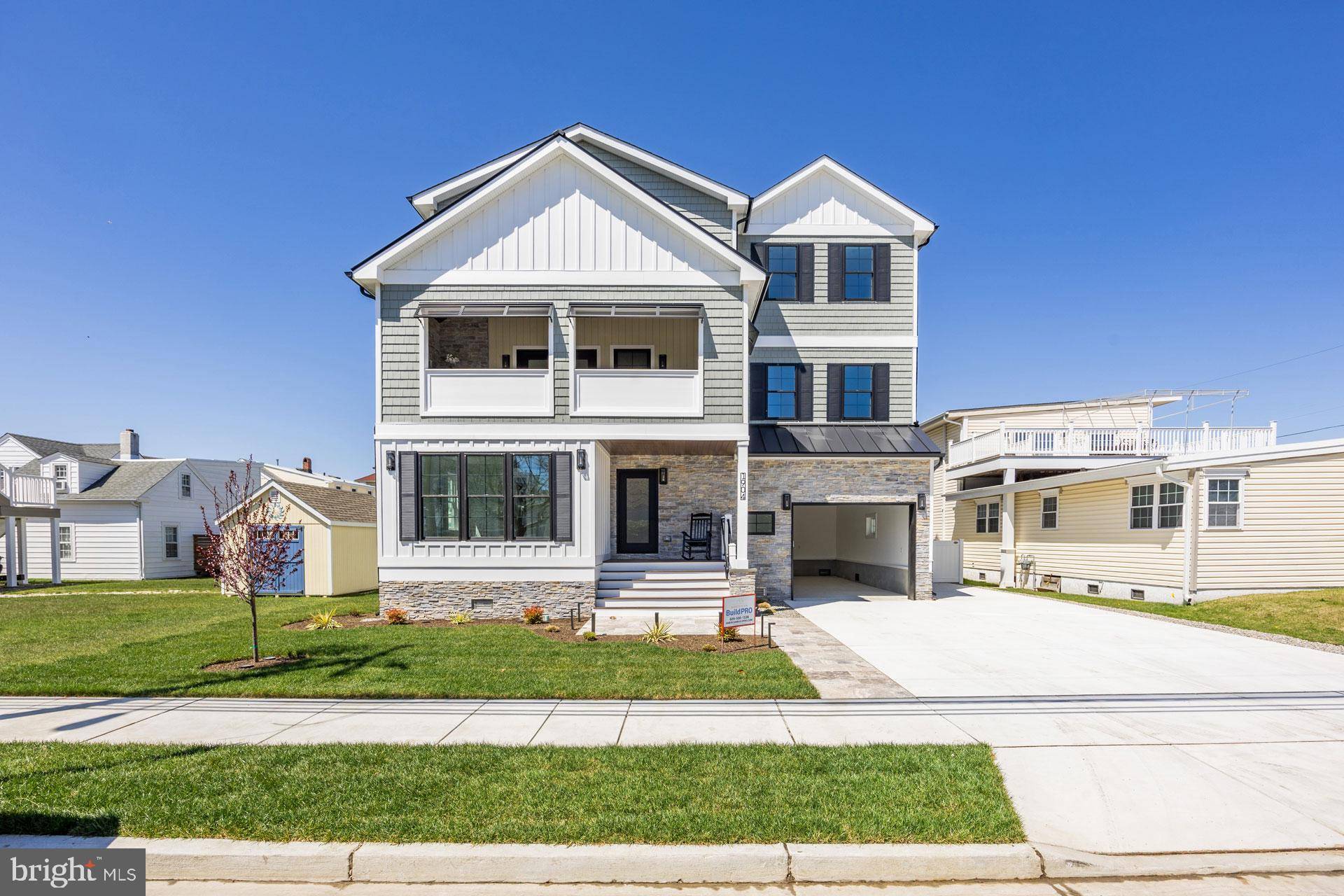North Wildwood, NJ 08260,1904 ATLANTIC AVE
